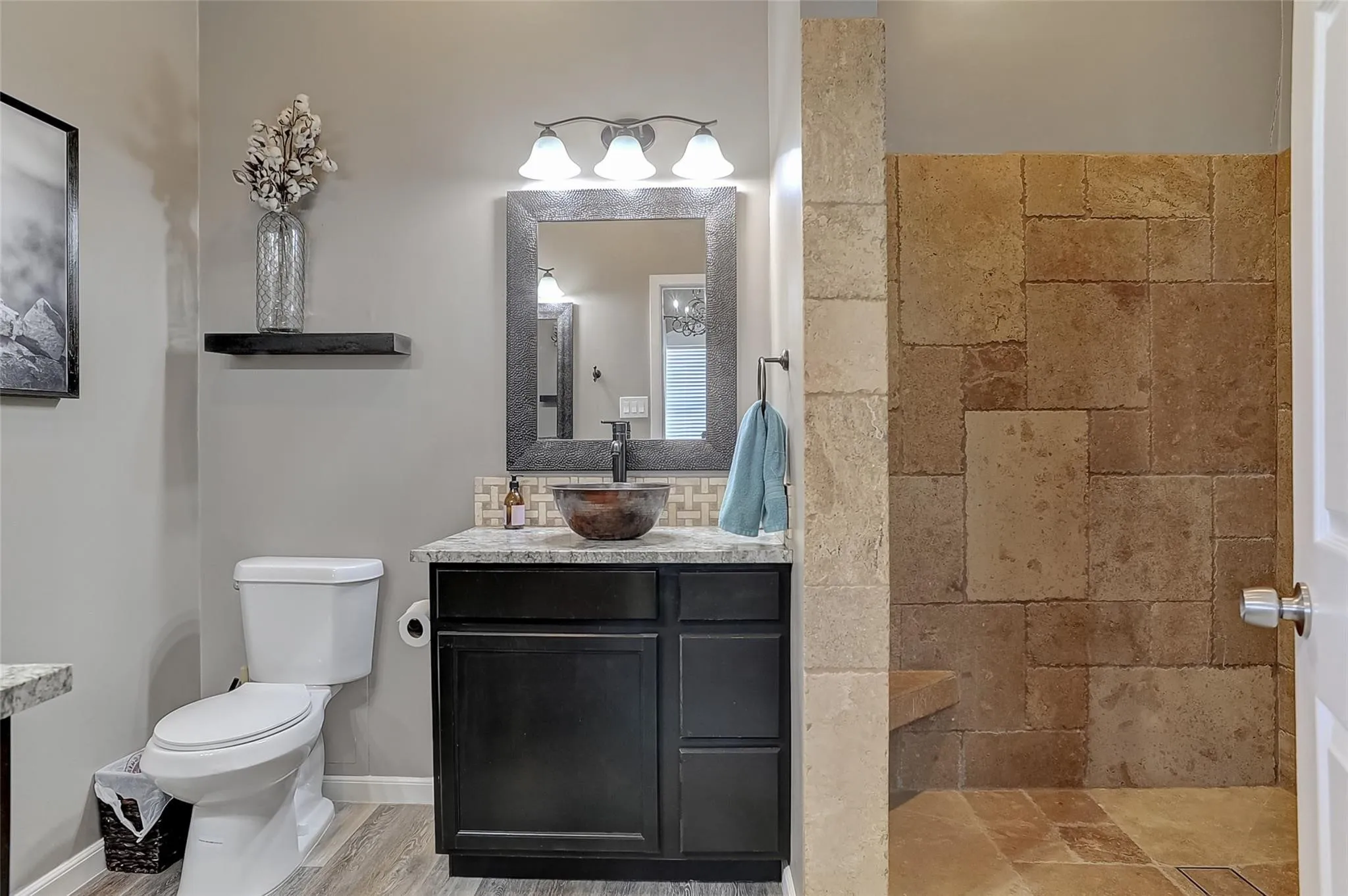 Ensuite bathroom in the single family home.