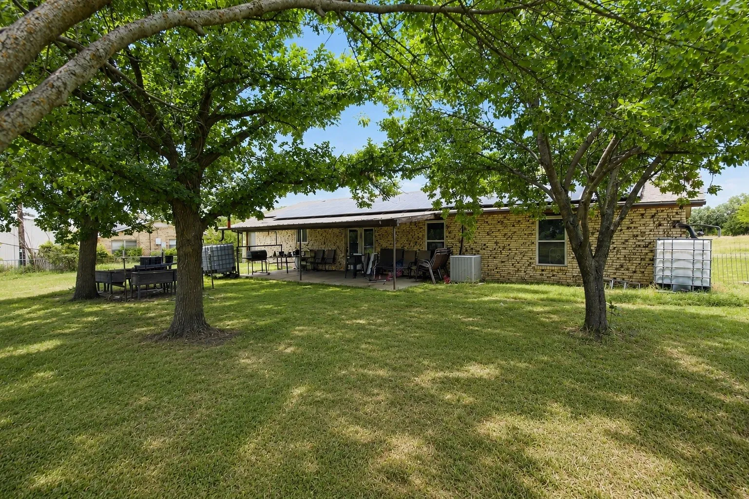Single Family Residence For Sale in Jack County , 119 Dennis Street, Jacksboro, Texas 76458, 3 Bedrooms, 2 Bathrooms, 1 Garage spaces, 2,155 Sqft, built in 1976, Price $255,000, mls#21311670, Real Estate Agent in Jacksboro, Homes For Sale in Jack county, Homes For Sale in Jacksboro, Realtor in Jacksboro Texas, Real Estate Brokerage Independent Realty Texas, Luminita Cordes Realtor