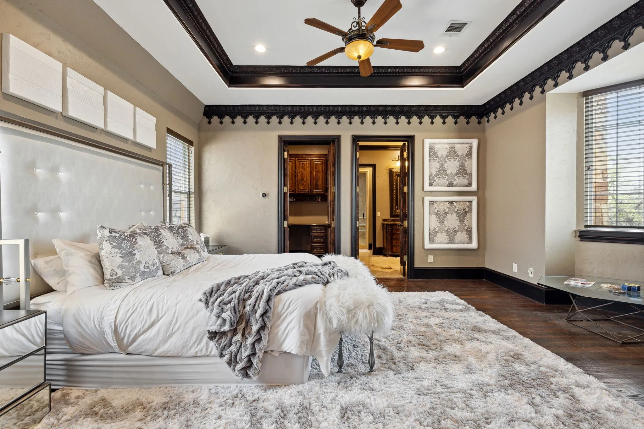 Single Family Residence For Sale in Tarrant County , 1161 La Mirada, Southlake, Texas 76092, 7 Bedroom, 12 Bathroom, 5 Garage spaces, 13,922 Sqft, built in 2009, mls#21313907, Real Estate Agent in Southlake, Homes For Sale in Tarrant county, Homes For Sale in Southlake, Realtor in Southlake Texas, Real Estate Brokerage Independent Realty Texas, Luminita Cordes Realtor