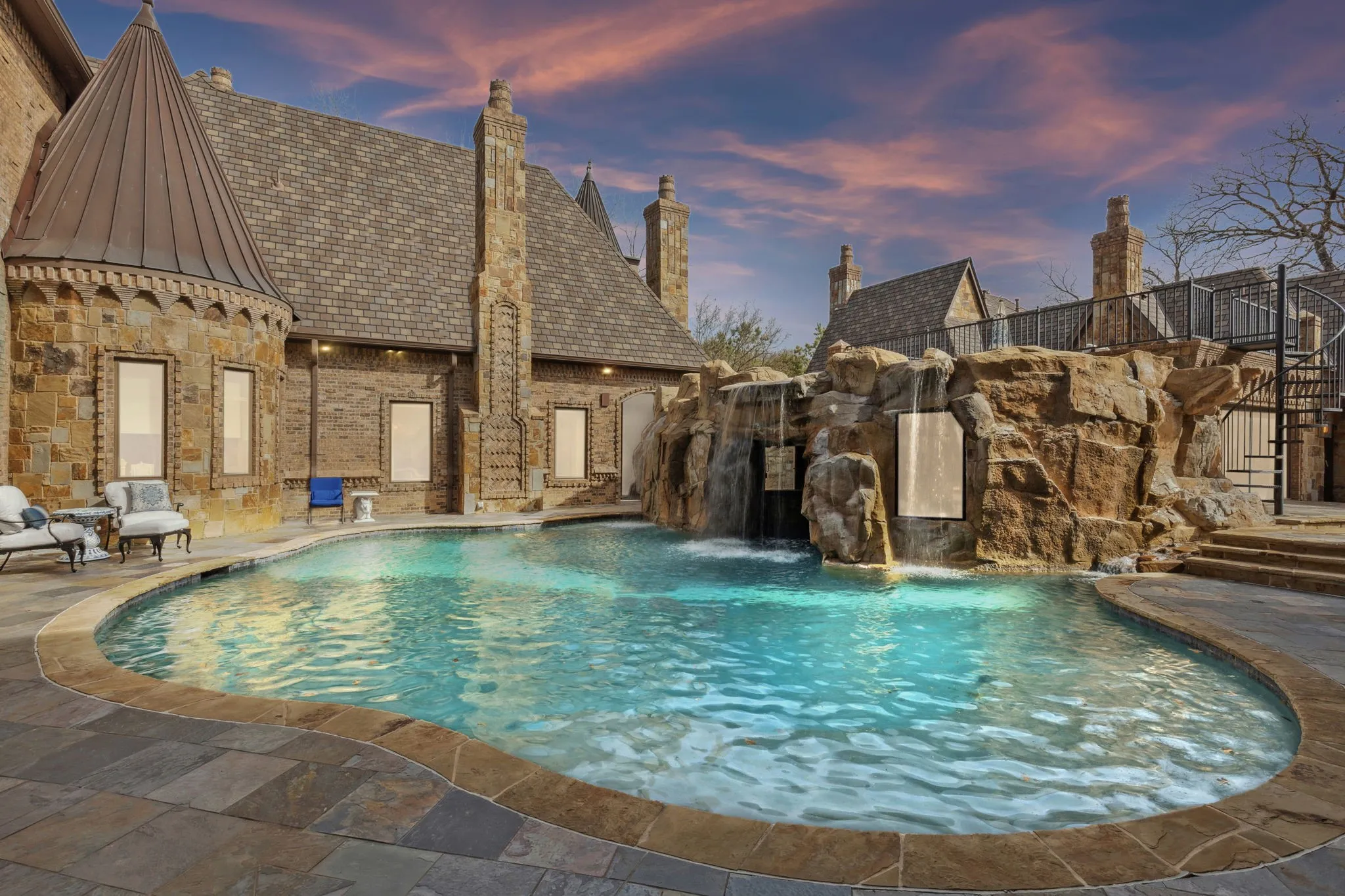 Single Family Residence For Sale in Tarrant County , 1161 La Mirada, Southlake, Texas 76092, 7 Bedroom, 12 Bathroom, 5 Garage spaces, 13,922 Sqft, built in 2009, mls#21313907, Real Estate Agent in Southlake, Homes For Sale in Tarrant county, Homes For Sale in Southlake, Realtor in Southlake Texas, Real Estate Brokerage Independent Realty Texas, Luminita Cordes Realtor