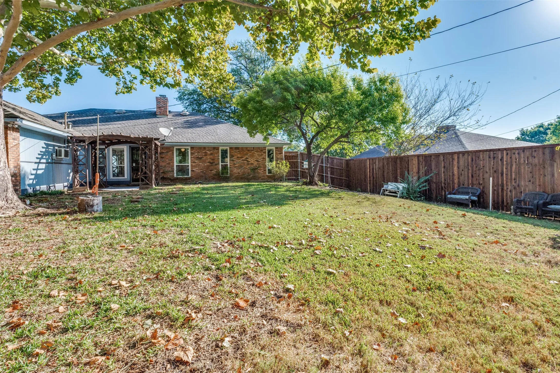 Single Family Residence For Sale in Dallas County , 722 Corinthian Place, Duncanville, Texas 75137, 4 Bedroom, 2 Bathroom, 2 Garage spaces, 2,014 Sqft, built in 1979, mls#21313983, Real Estate Agent in Duncanville, Homes For Sale in Dallas county, Homes For Sale in Duncanville, Realtor in Duncanville Texas, Real Estate Brokerage Independent Realty Texas, Luminita Cordes Realtor