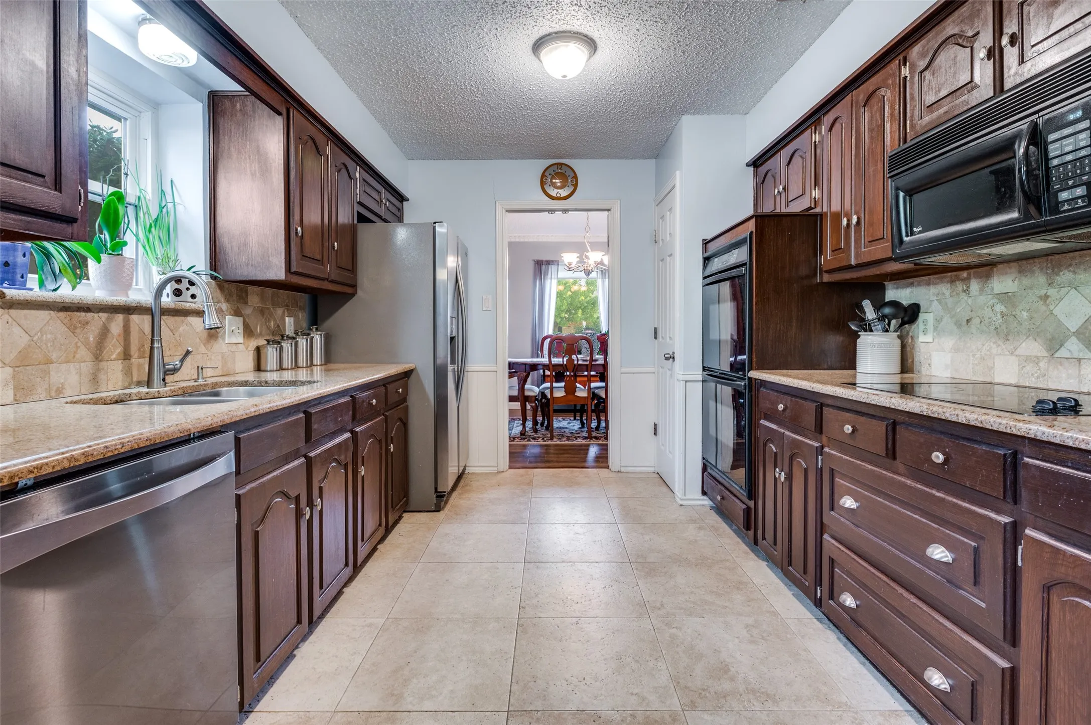 Single Family Residence For Sale in Dallas County , 722 Corinthian Place, Duncanville, Texas 75137, 4 Bedroom, 2 Bathroom, 2 Garage spaces, 2,014 Sqft, built in 1979, mls#21313983, Real Estate Agent in Duncanville, Homes For Sale in Dallas county, Homes For Sale in Duncanville, Realtor in Duncanville Texas, Real Estate Brokerage Independent Realty Texas, Luminita Cordes Realtor