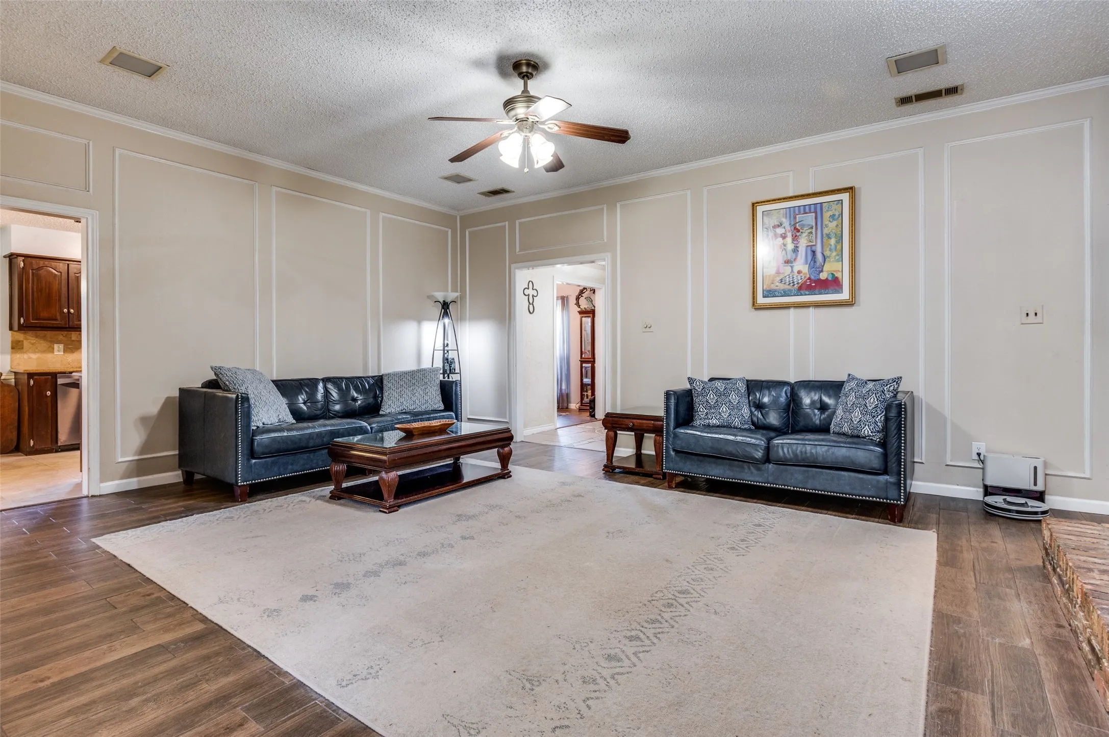 Single Family Residence For Sale in Dallas County , 722 Corinthian Place, Duncanville, Texas 75137, 4 Bedroom, 2 Bathroom, 2 Garage spaces, 2,014 Sqft, built in 1979, mls#21313983, Real Estate Agent in Duncanville, Homes For Sale in Dallas county, Homes For Sale in Duncanville, Realtor in Duncanville Texas, Real Estate Brokerage Independent Realty Texas, Luminita Cordes Realtor