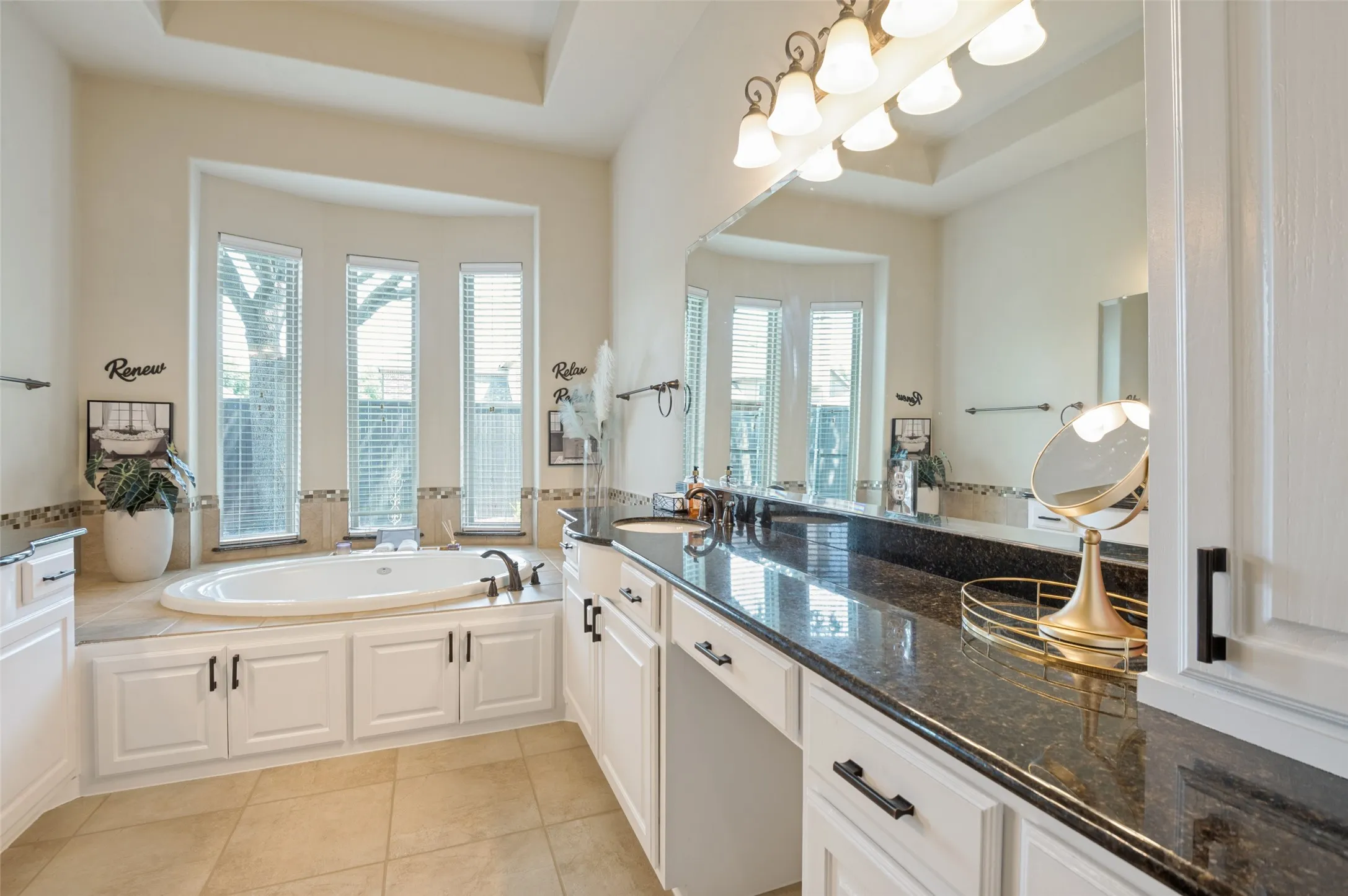 Single Family Residence For Sale in Collin County , 14682 Story Lane, Frisco, Texas 75035, 5 Bedroom, 5 Bathroom, 3 Garage spaces, 4,598 Sqft, built in 2008, mls#21311083, Real Estate Agent in Frisco, Homes For Sale in Collin county, Homes For Sale in Frisco, Realtor in Frisco Texas, Real Estate Brokerage Independent Realty Texas, Luminita Cordes Realtor