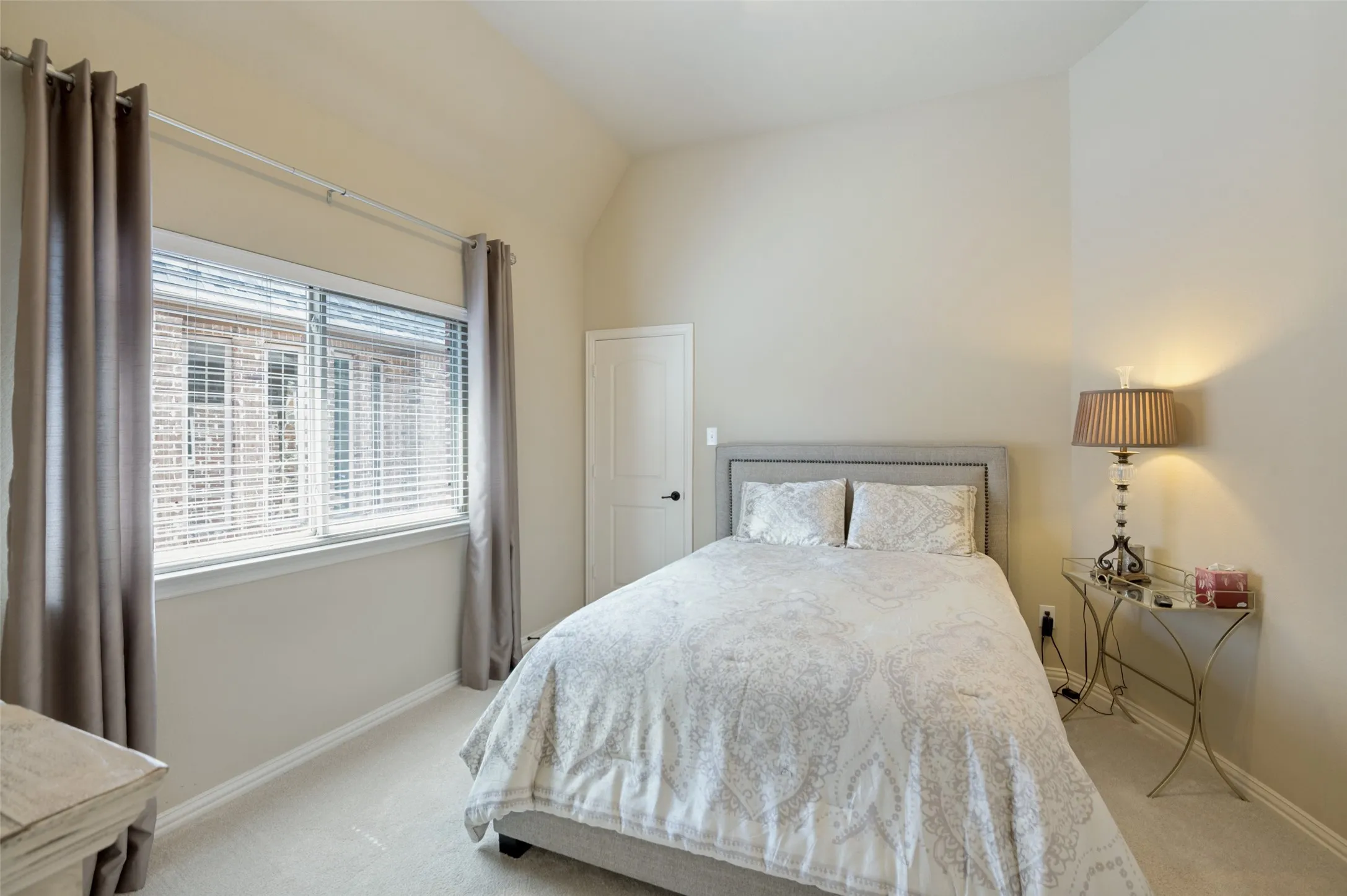 Single Family Residence For Sale in Collin County , 14682 Story Lane, Frisco, Texas 75035, 5 Bedroom, 5 Bathroom, 3 Garage spaces, 4,598 Sqft, built in 2008, mls#21311083, Real Estate Agent in Frisco, Homes For Sale in Collin county, Homes For Sale in Frisco, Realtor in Frisco Texas, Real Estate Brokerage Independent Realty Texas, Luminita Cordes Realtor
