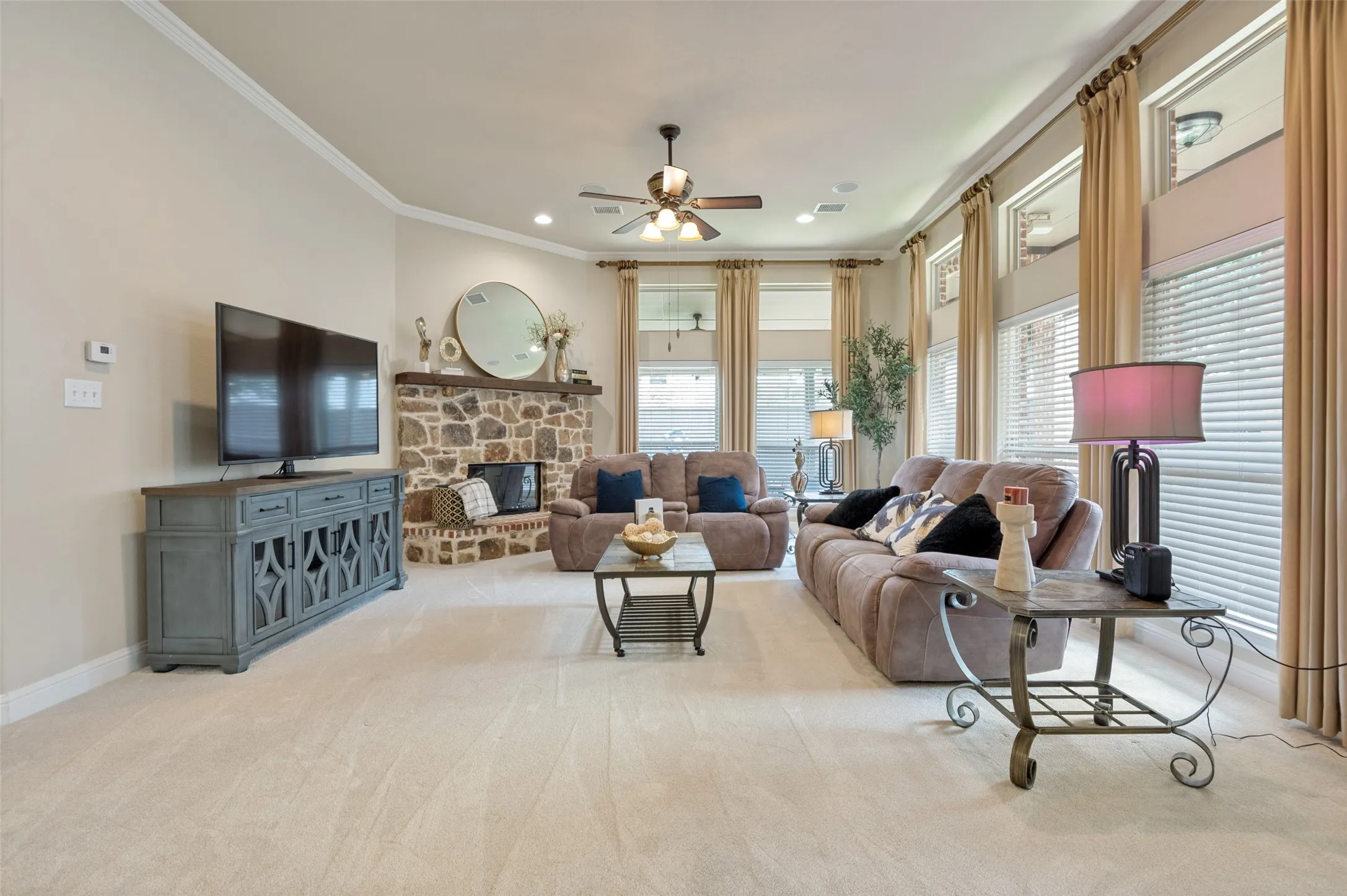Single Family Residence For Sale in Collin County , 14682 Story Lane, Frisco, Texas 75035, 5 Bedroom, 5 Bathroom, 3 Garage spaces, 4,598 Sqft, built in 2008, mls#21311083, Real Estate Agent in Frisco, Homes For Sale in Collin county, Homes For Sale in Frisco, Realtor in Frisco Texas, Real Estate Brokerage Independent Realty Texas, Luminita Cordes Realtor