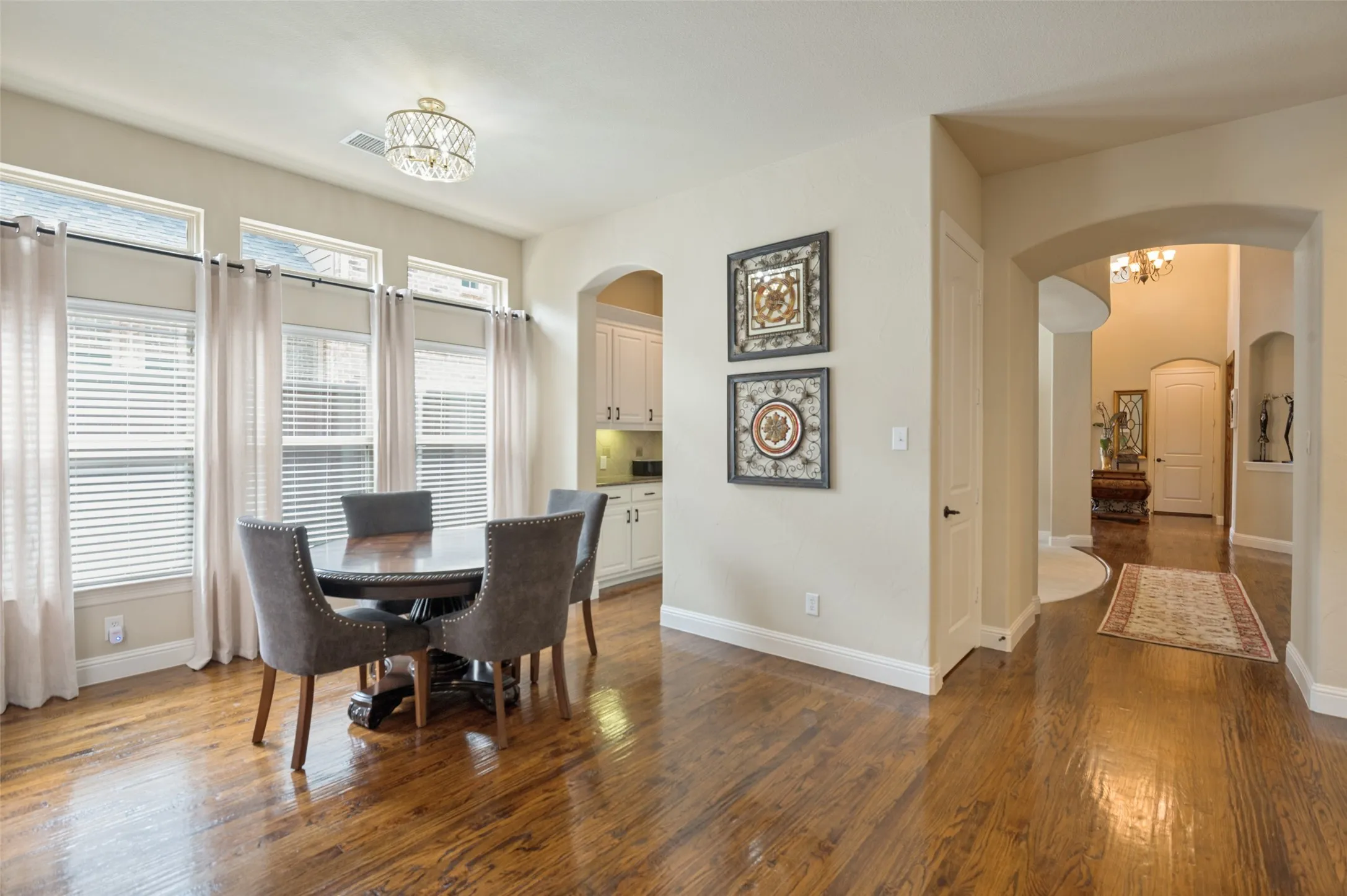 Single Family Residence For Sale in Collin County , 14682 Story Lane, Frisco, Texas 75035, 5 Bedroom, 5 Bathroom, 3 Garage spaces, 4,598 Sqft, built in 2008, mls#21311083, Real Estate Agent in Frisco, Homes For Sale in Collin county, Homes For Sale in Frisco, Realtor in Frisco Texas, Real Estate Brokerage Independent Realty Texas, Luminita Cordes Realtor