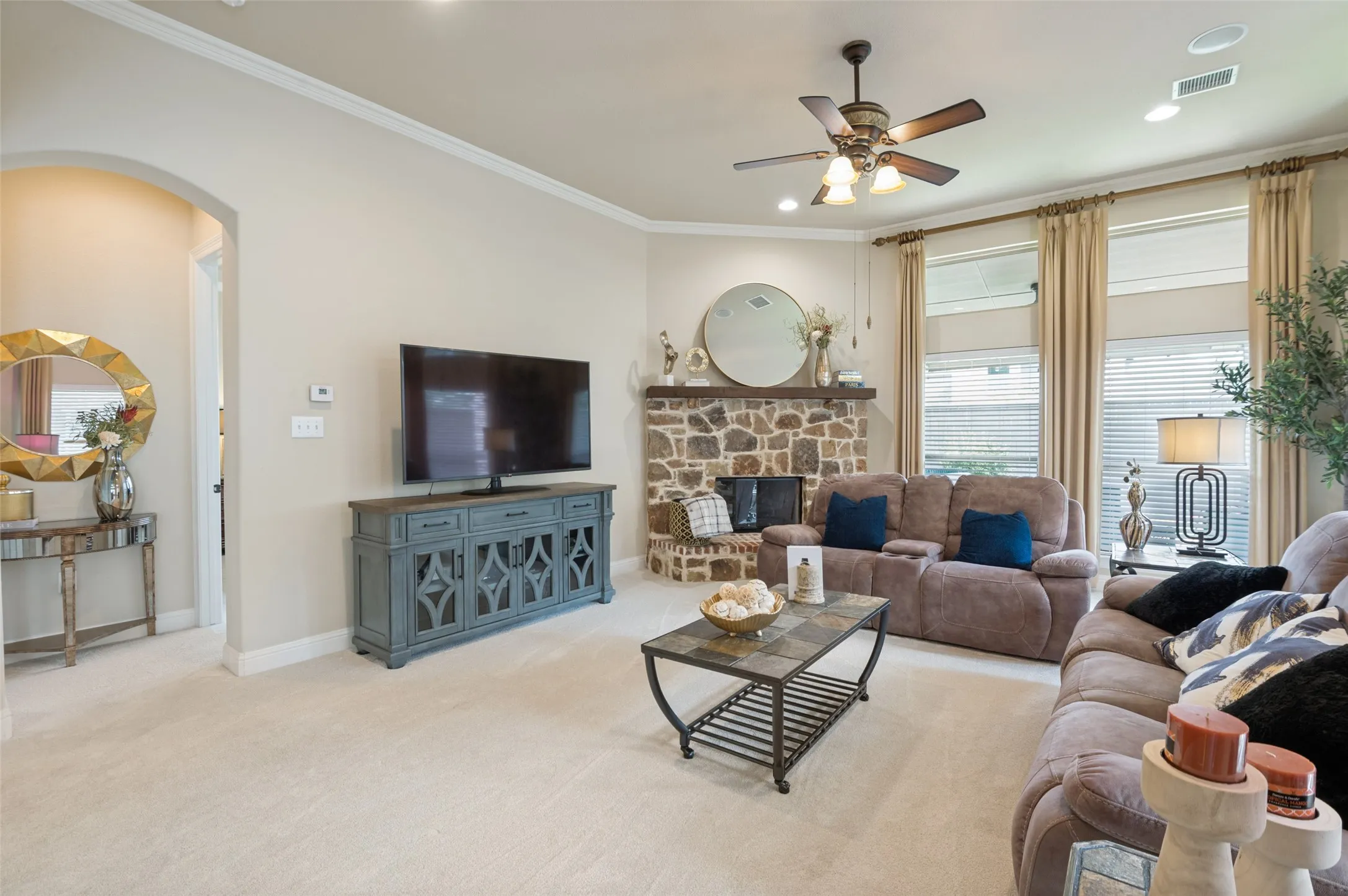 Single Family Residence For Sale in Collin County , 14682 Story Lane, Frisco, Texas 75035, 5 Bedroom, 5 Bathroom, 3 Garage spaces, 4,598 Sqft, built in 2008, mls#21311083, Real Estate Agent in Frisco, Homes For Sale in Collin county, Homes For Sale in Frisco, Realtor in Frisco Texas, Real Estate Brokerage Independent Realty Texas, Luminita Cordes Realtor