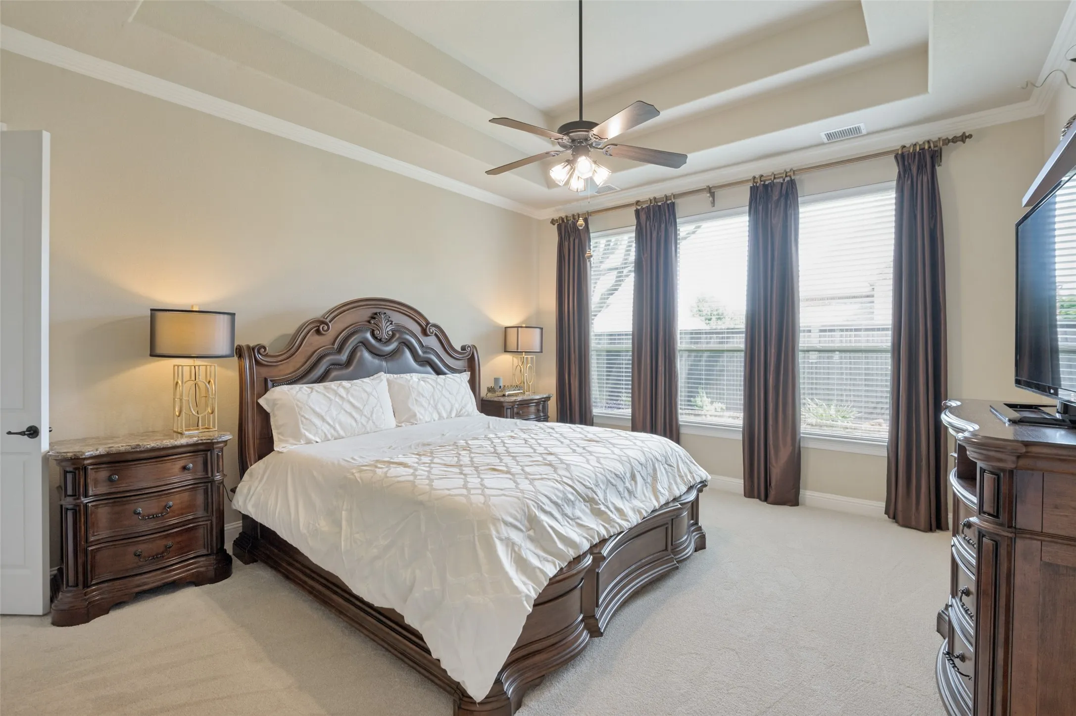 Single Family Residence For Sale in Collin County , 14682 Story Lane, Frisco, Texas 75035, 5 Bedroom, 5 Bathroom, 3 Garage spaces, 4,598 Sqft, built in 2008, mls#21311083, Real Estate Agent in Frisco, Homes For Sale in Collin county, Homes For Sale in Frisco, Realtor in Frisco Texas, Real Estate Brokerage Independent Realty Texas, Luminita Cordes Realtor