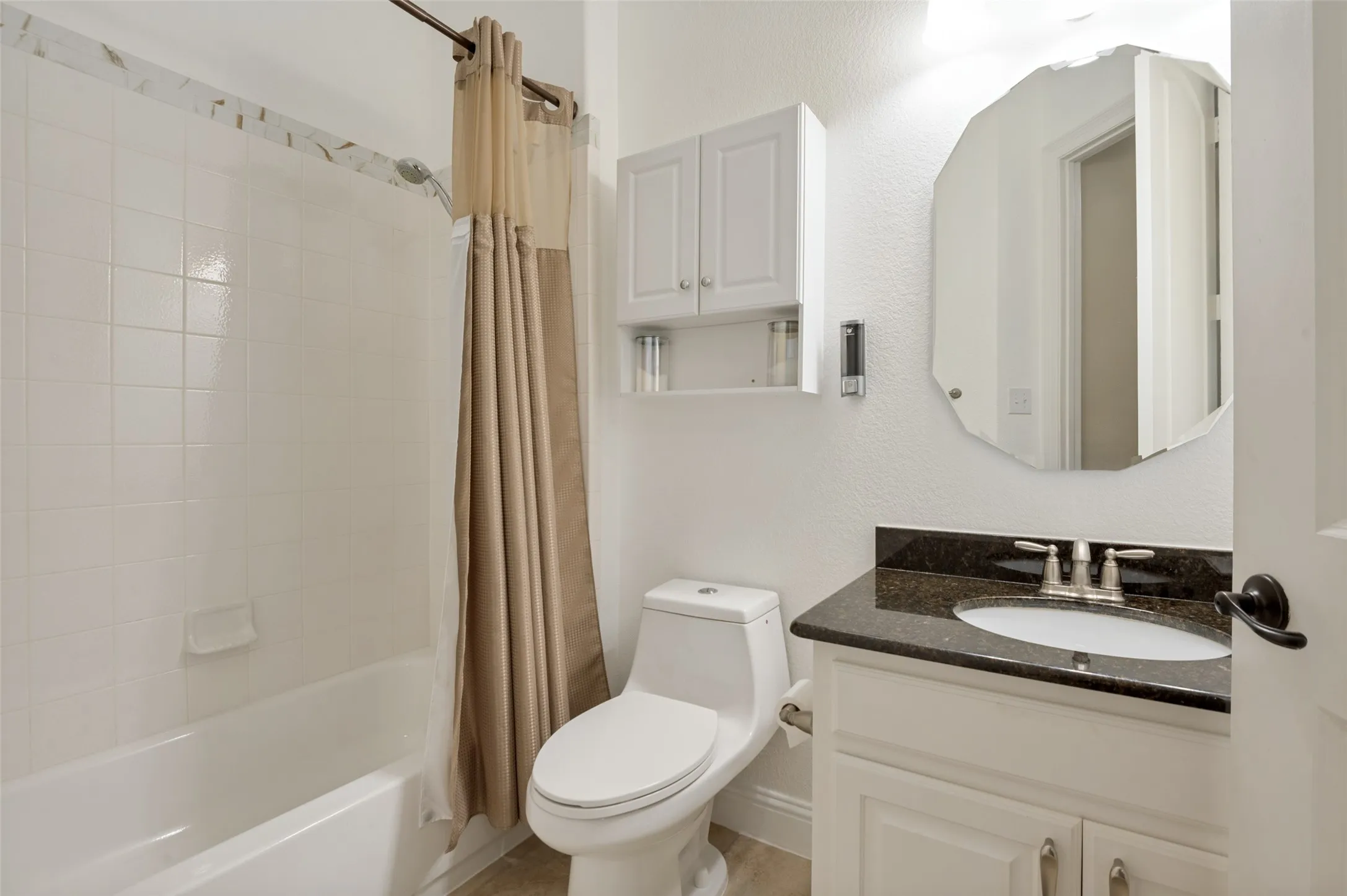 Single Family Residence For Sale in Collin County , 14682 Story Lane, Frisco, Texas 75035, 5 Bedroom, 5 Bathroom, 3 Garage spaces, 4,598 Sqft, built in 2008, mls#21311083, Real Estate Agent in Frisco, Homes For Sale in Collin county, Homes For Sale in Frisco, Realtor in Frisco Texas, Real Estate Brokerage Independent Realty Texas, Luminita Cordes Realtor