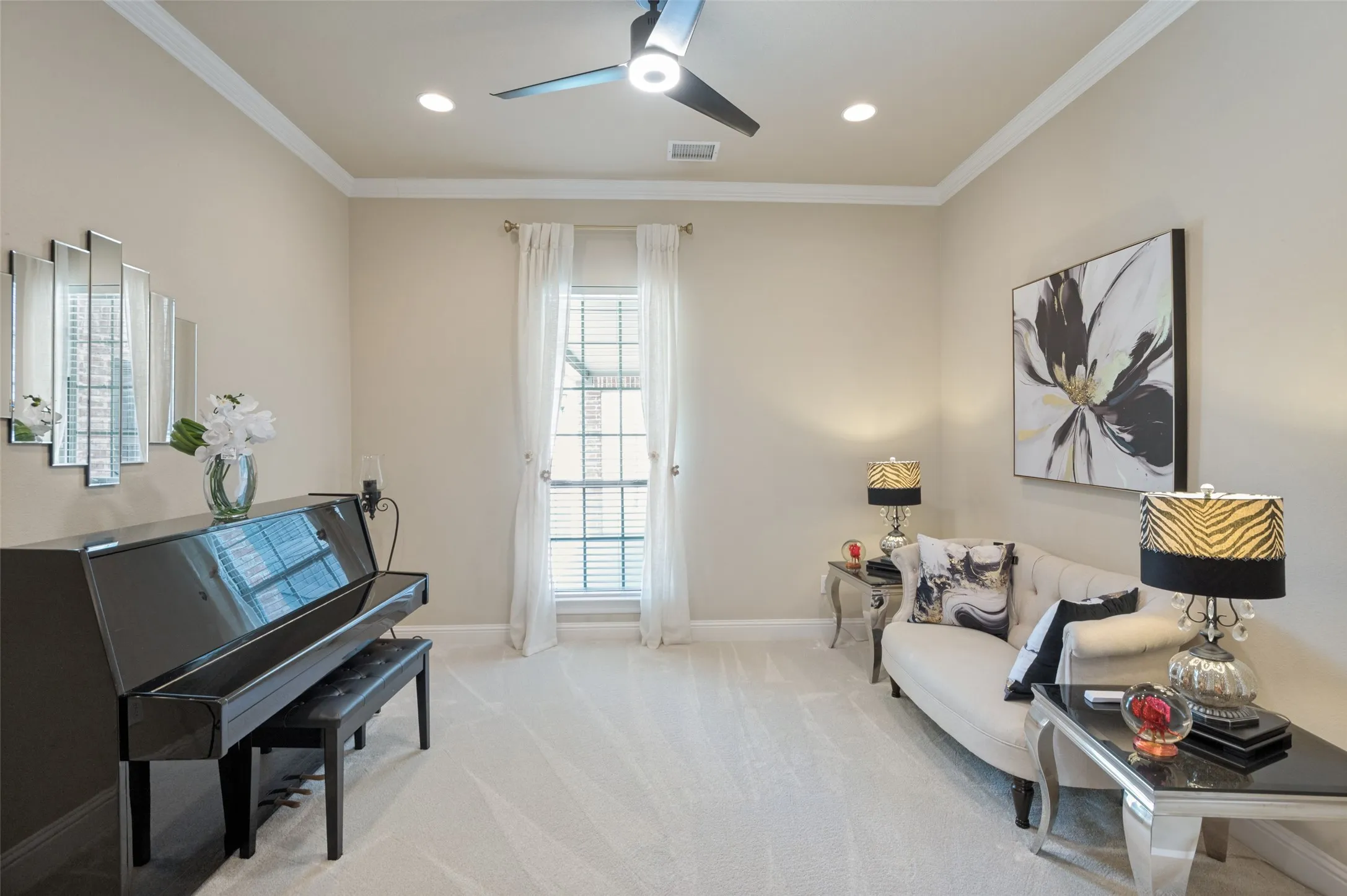 Single Family Residence For Sale in Collin County , 14682 Story Lane, Frisco, Texas 75035, 5 Bedroom, 5 Bathroom, 3 Garage spaces, 4,598 Sqft, built in 2008, mls#21311083, Real Estate Agent in Frisco, Homes For Sale in Collin county, Homes For Sale in Frisco, Realtor in Frisco Texas, Real Estate Brokerage Independent Realty Texas, Luminita Cordes Realtor