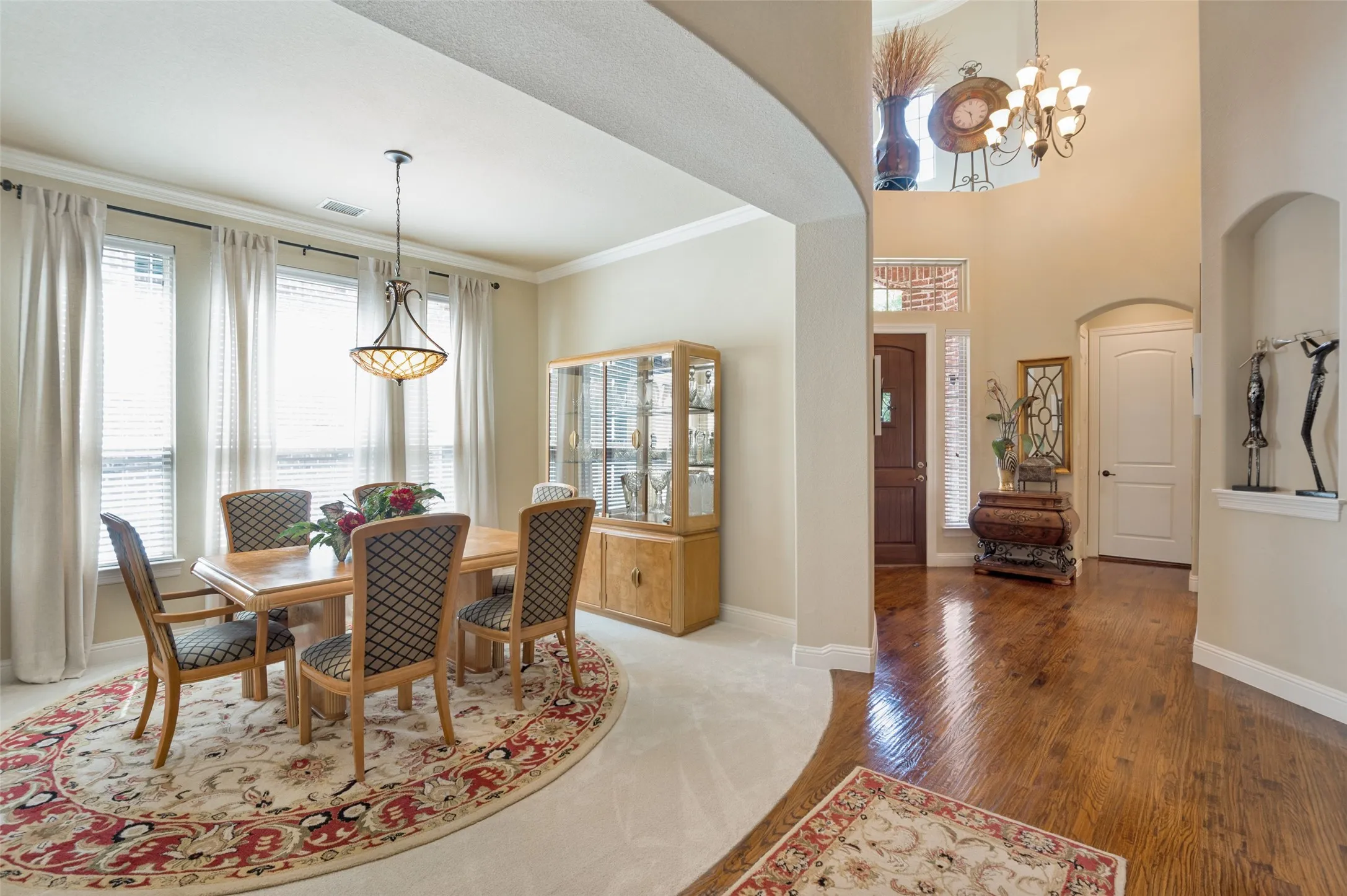 Single Family Residence For Sale in Collin County , 14682 Story Lane, Frisco, Texas 75035, 5 Bedroom, 5 Bathroom, 3 Garage spaces, 4,598 Sqft, built in 2008, mls#21311083, Real Estate Agent in Frisco, Homes For Sale in Collin county, Homes For Sale in Frisco, Realtor in Frisco Texas, Real Estate Brokerage Independent Realty Texas, Luminita Cordes Realtor
