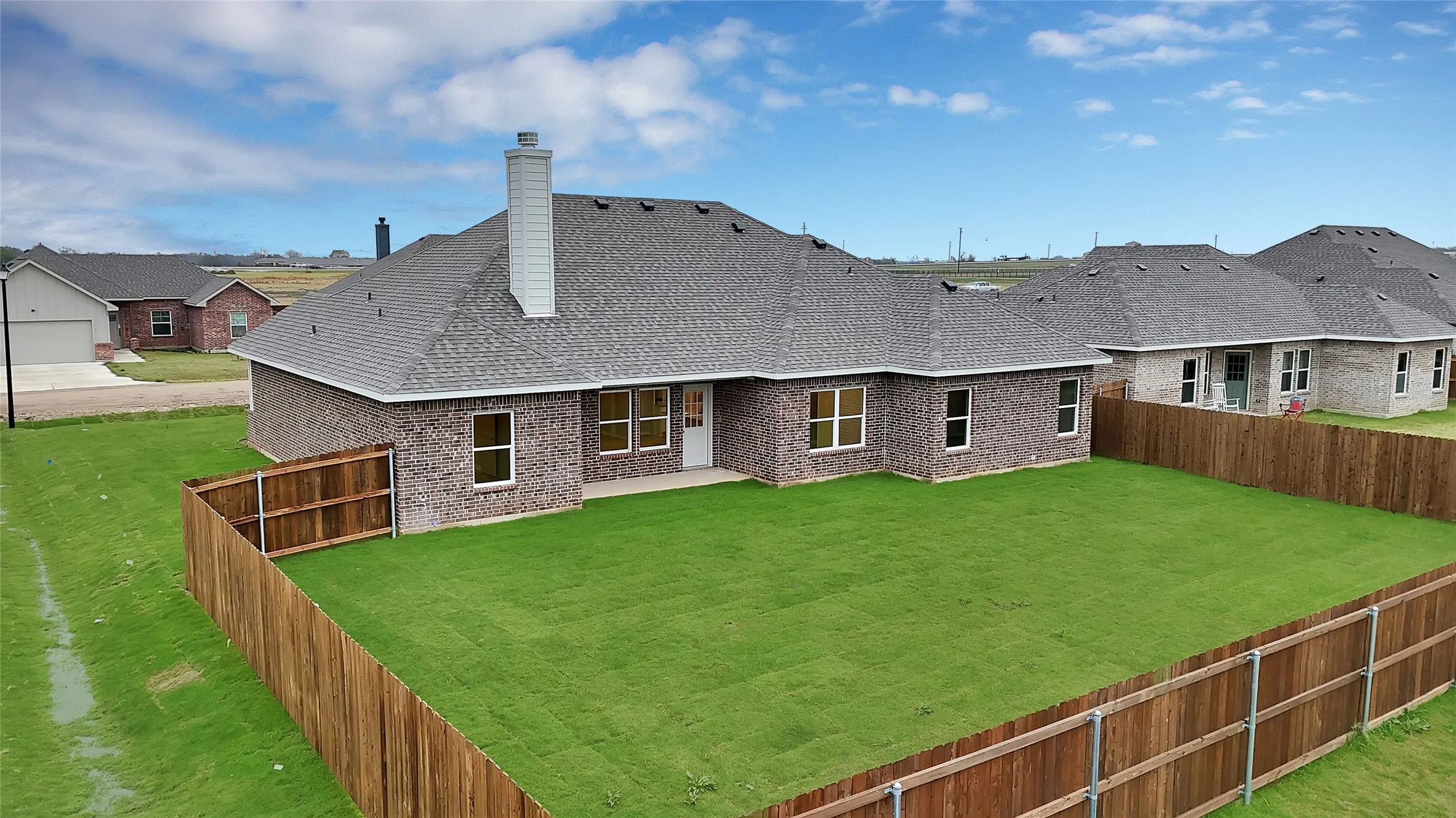 Single Family Residence For Sale in Kaufman County , 109 Panther Loop, Mabank, Texas 75147, 3 Bedroom, 2 Bathroom, 2 Garage spaces, 1,887 Sqft, built in 2025, mls#21313856, Real Estate Agent in Mabank, Homes For Sale in Kaufman county, Homes For Sale in Mabank, Realtor in Mabank Texas, Real Estate Brokerage Independent Realty Texas, Luminita Cordes Realtor