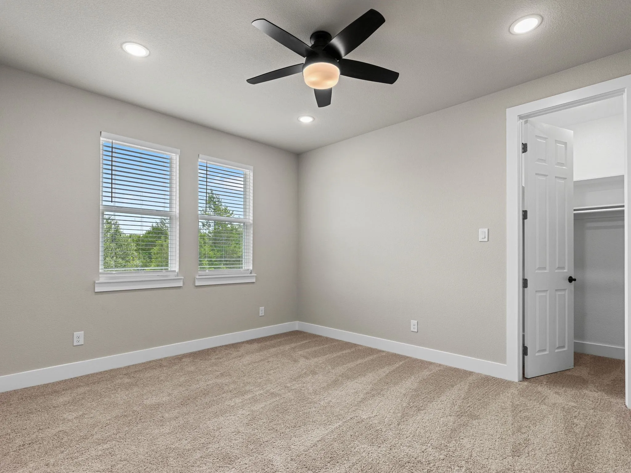 Single Family Residence For Rent in Grayson County , 4318 Peachtree Lane, Denison, Texas 75020, 4 Bedroom, 4 Bathroom, 3 Garage spaces, 3,985 Sqft, built in 2025, mls#21313960, Real Estate Agent in Denison, Homes For Rent in Grayson county, Homes For Rent in Denison, Realtor in Denison Texas, Real Estate Brokerage Independent Realty Texas, Luminita Cordes Realtor