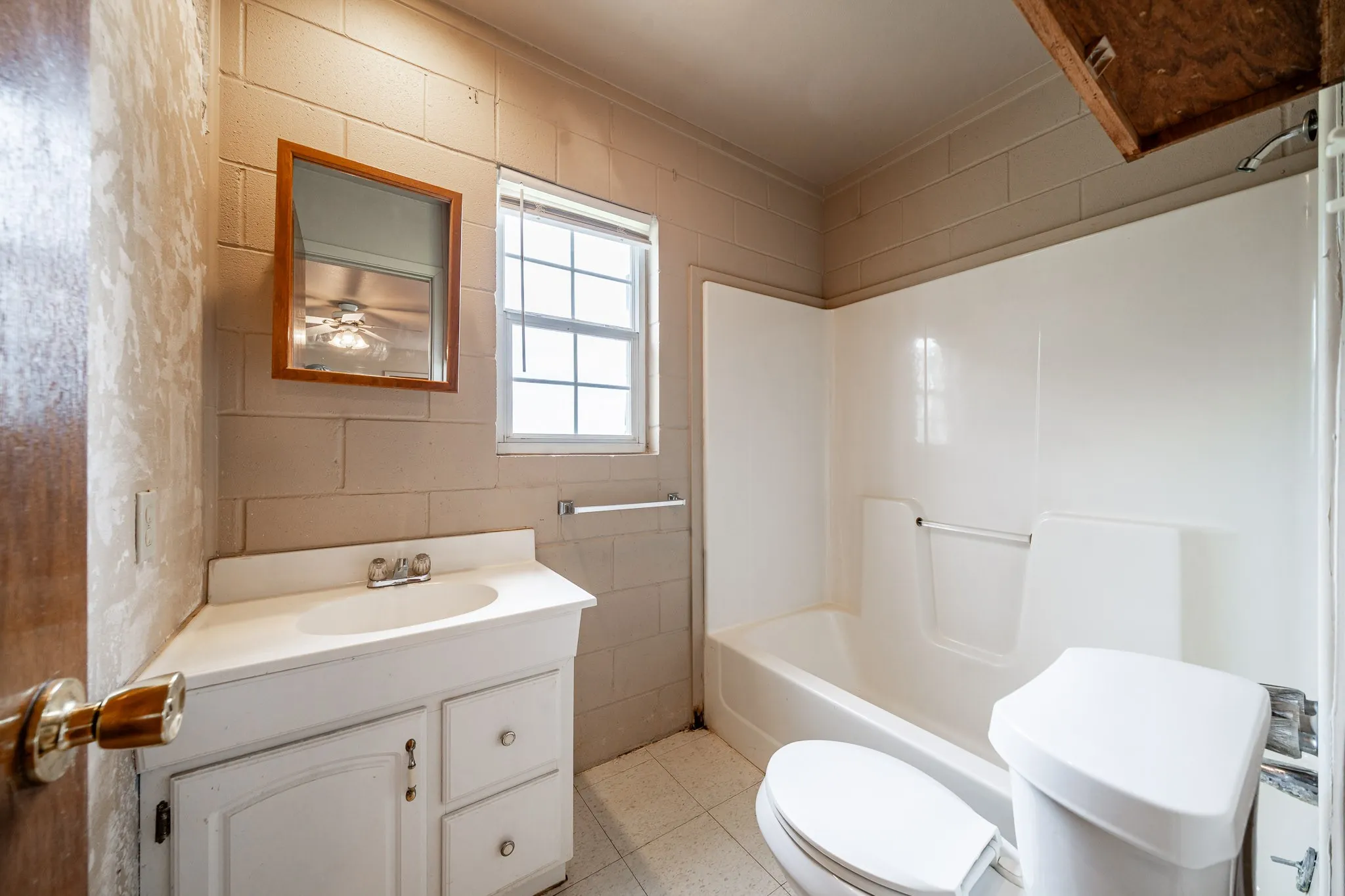 ensuite to bedroom one