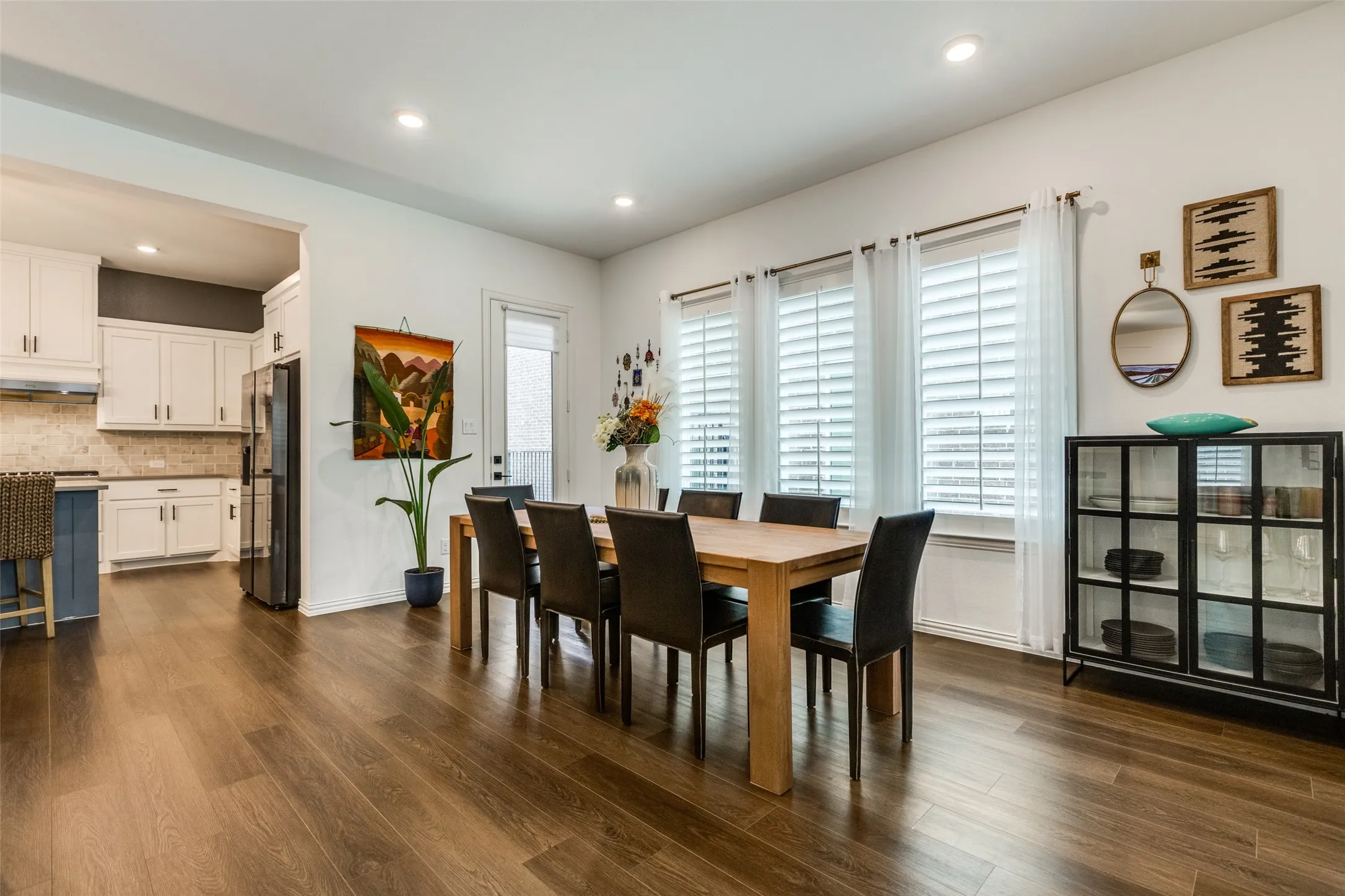 Single Family Residence For Rent in Collin County , 8220 Bethpage Drive, Mc Kinney, Texas 75070, 4 Bedroom, 4 Bathroom, 2 Garage spaces, 3,299 Sqft, built in 2022, mls#21313369, Real Estate Agent in Mc Kinney, Homes For Rent in Collin county, Homes For Rent in Mc Kinney, Realtor in Mc Kinney Texas, Real Estate Brokerage Independent Realty Texas, Luminita Cordes Realtor