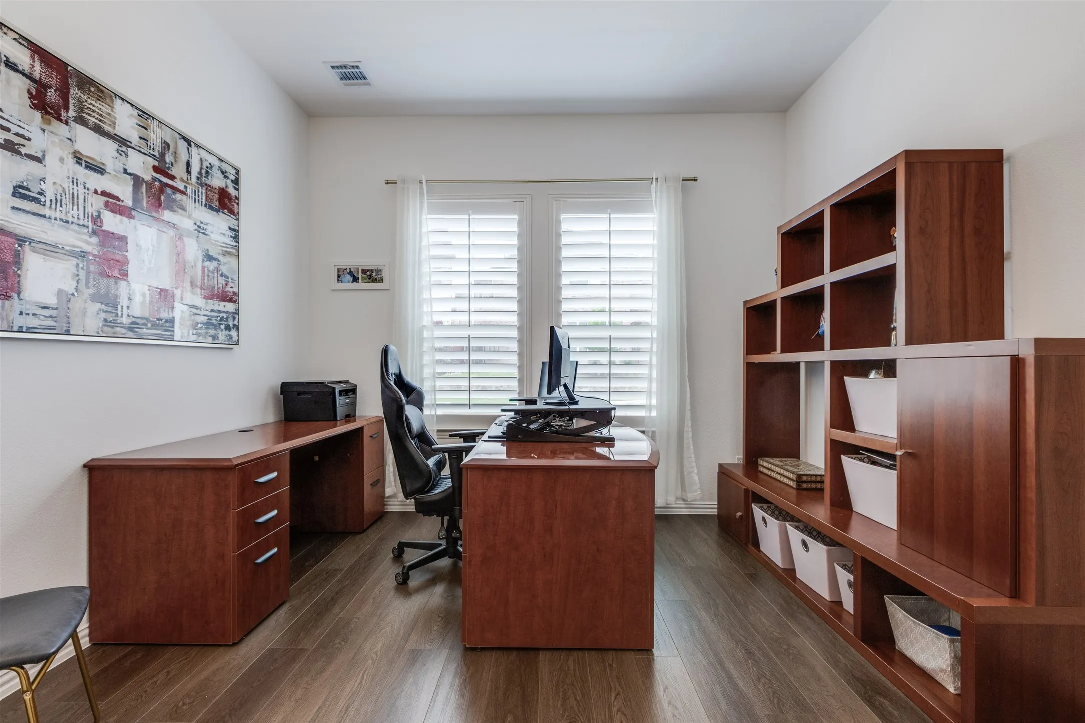 Single Family Residence For Rent in Collin County , 8220 Bethpage Drive, Mc Kinney, Texas 75070, 4 Bedroom, 4 Bathroom, 2 Garage spaces, 3,299 Sqft, built in 2022, mls#21313369, Real Estate Agent in Mc Kinney, Homes For Rent in Collin county, Homes For Rent in Mc Kinney, Realtor in Mc Kinney Texas, Real Estate Brokerage Independent Realty Texas, Luminita Cordes Realtor