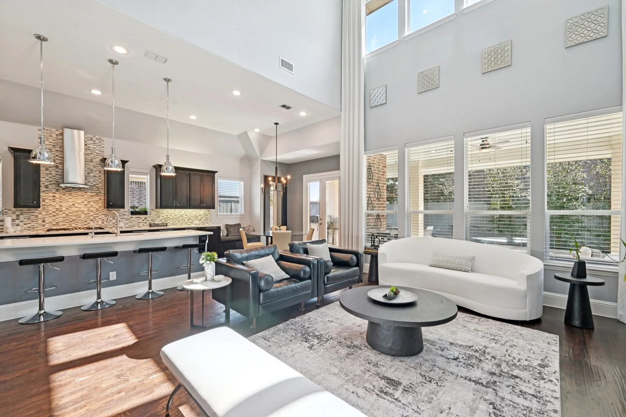 Single Family Residence For Sale in Collin County , 14025 Eleanor Avenue, Frisco, Texas 75035, 5 Bedroom, 6 Bathroom, 3 Garage spaces, 4,563 Sqft, built in 2014, mls#21314002, Real Estate Agent in Frisco, Homes For Sale in Collin county, Homes For Sale in Frisco, Realtor in Frisco Texas, Real Estate Brokerage Independent Realty Texas, Luminita Cordes Realtor