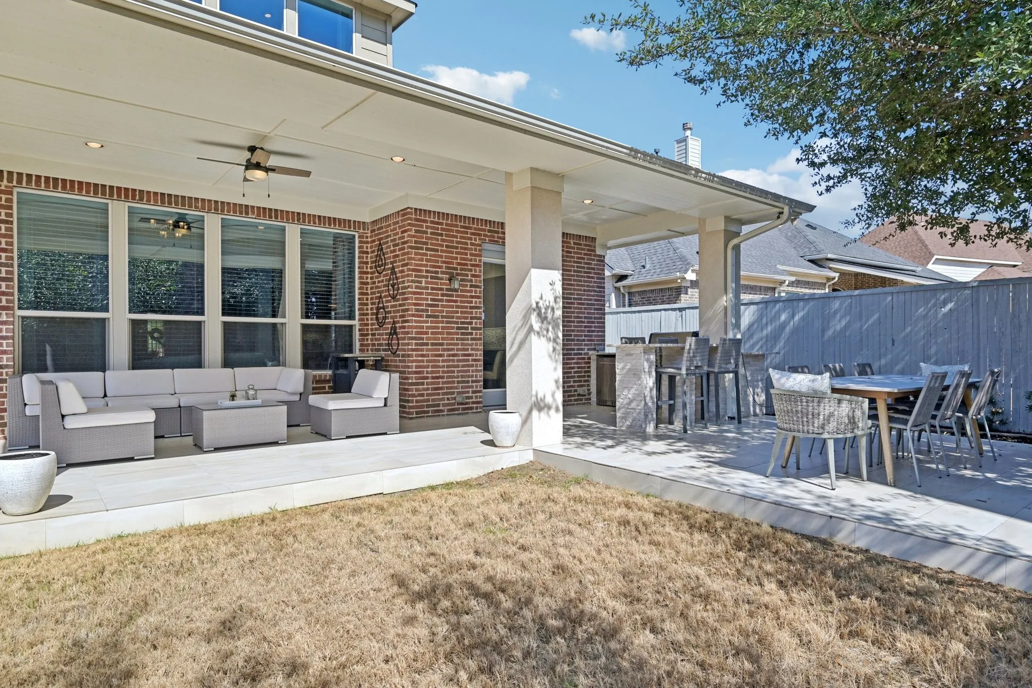 Single Family Residence For Sale in Collin County , 14025 Eleanor Avenue, Frisco, Texas 75035, 5 Bedroom, 6 Bathroom, 3 Garage spaces, 4,563 Sqft, built in 2014, mls#21314002, Real Estate Agent in Frisco, Homes For Sale in Collin county, Homes For Sale in Frisco, Realtor in Frisco Texas, Real Estate Brokerage Independent Realty Texas, Luminita Cordes Realtor