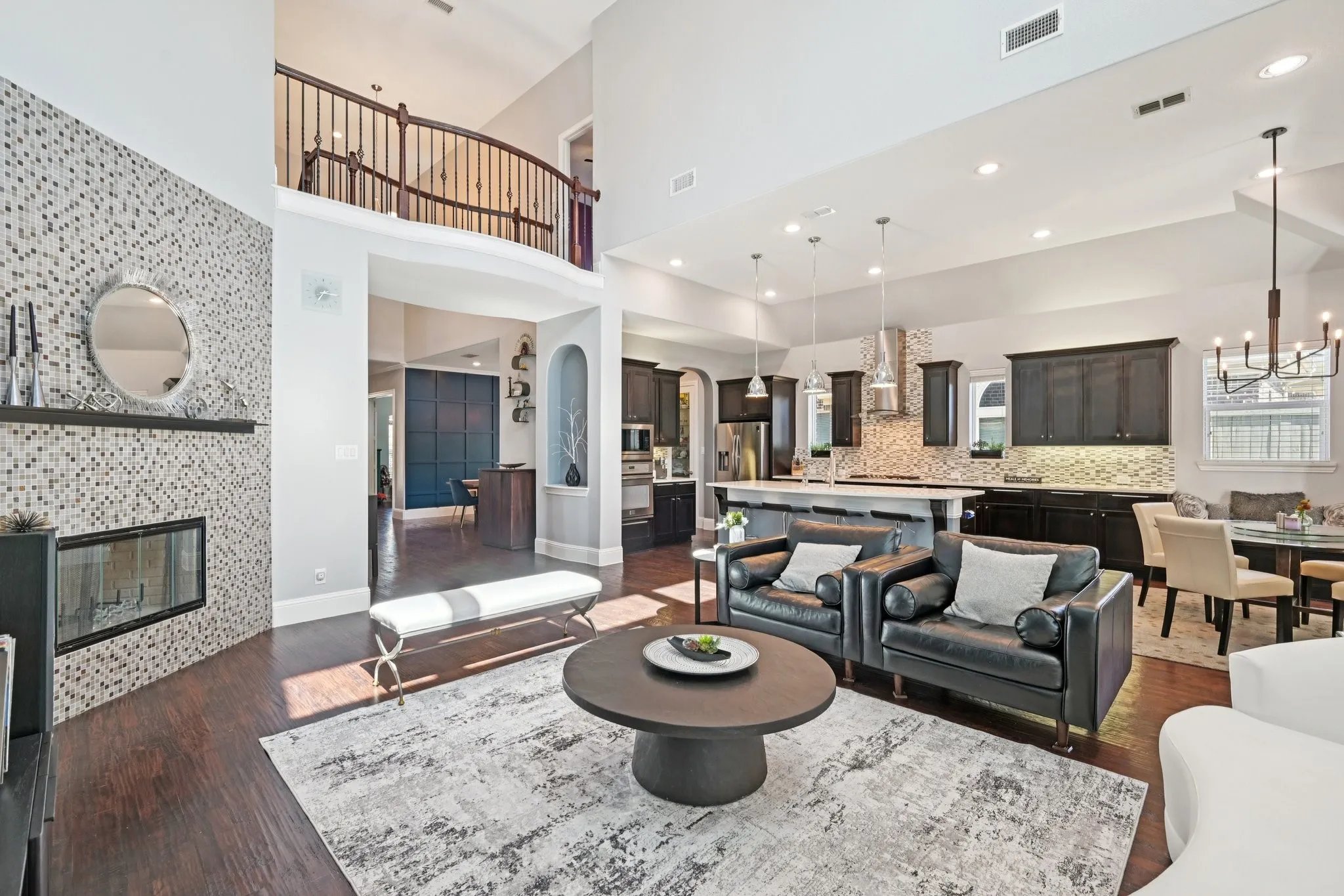 Single Family Residence For Sale in Collin County , 14025 Eleanor Avenue, Frisco, Texas 75035, 5 Bedroom, 6 Bathroom, 3 Garage spaces, 4,563 Sqft, built in 2014, mls#21314002, Real Estate Agent in Frisco, Homes For Sale in Collin county, Homes For Sale in Frisco, Realtor in Frisco Texas, Real Estate Brokerage Independent Realty Texas, Luminita Cordes Realtor