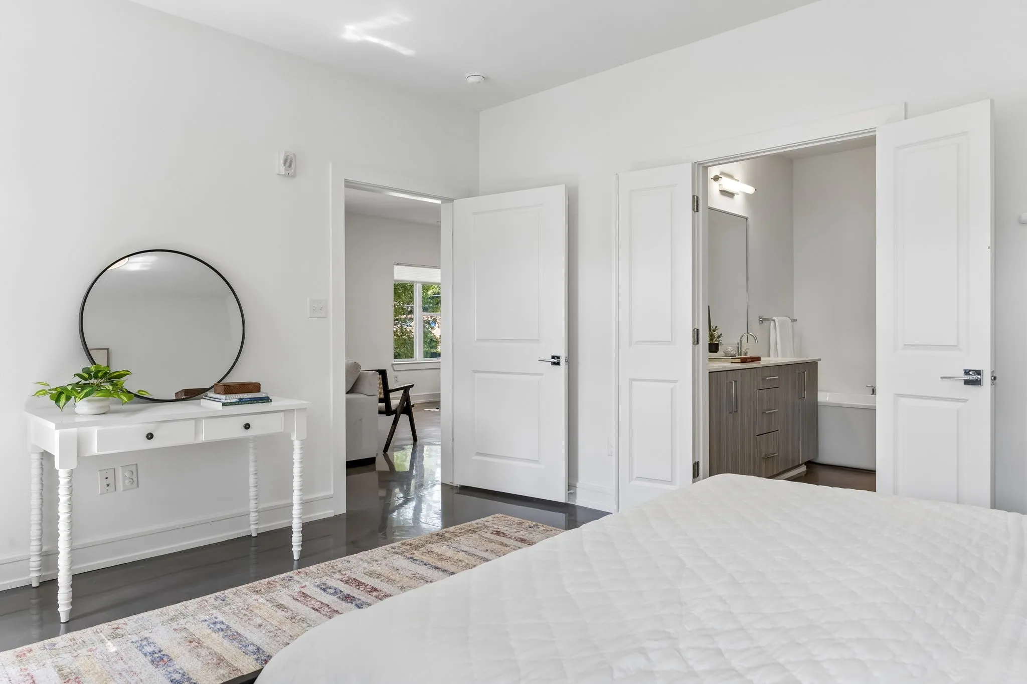 Condominium For Sale in Dallas County , 5710 Mccommas Boulevard 101, Dallas, Texas 75206, 2 Bedroom, 3 Bathroom, 2 Garage spaces, 1,624 Sqft, built in 2016, mls#21312626, Real Estate Agent in Dallas, Homes For Sale in Dallas county, Homes For Sale in Dallas, Realtor in Dallas Texas, Real Estate Brokerage Independent Realty Texas, Luminita Cordes Realtor
