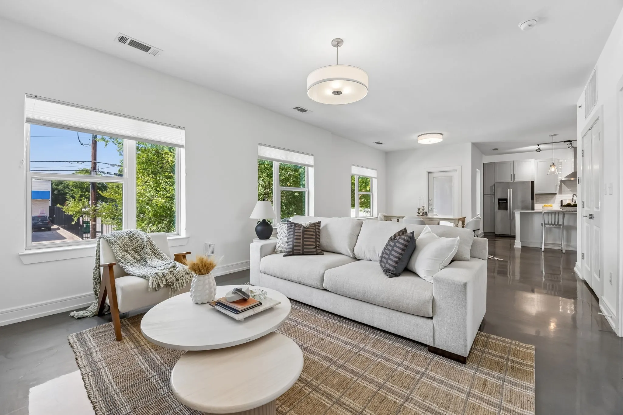 Condominium For Sale in Dallas County , 5710 Mccommas Boulevard 101, Dallas, Texas 75206, 2 Bedroom, 3 Bathroom, 2 Garage spaces, 1,624 Sqft, built in 2016, mls#21312626, Real Estate Agent in Dallas, Homes For Sale in Dallas county, Homes For Sale in Dallas, Realtor in Dallas Texas, Real Estate Brokerage Independent Realty Texas, Luminita Cordes Realtor