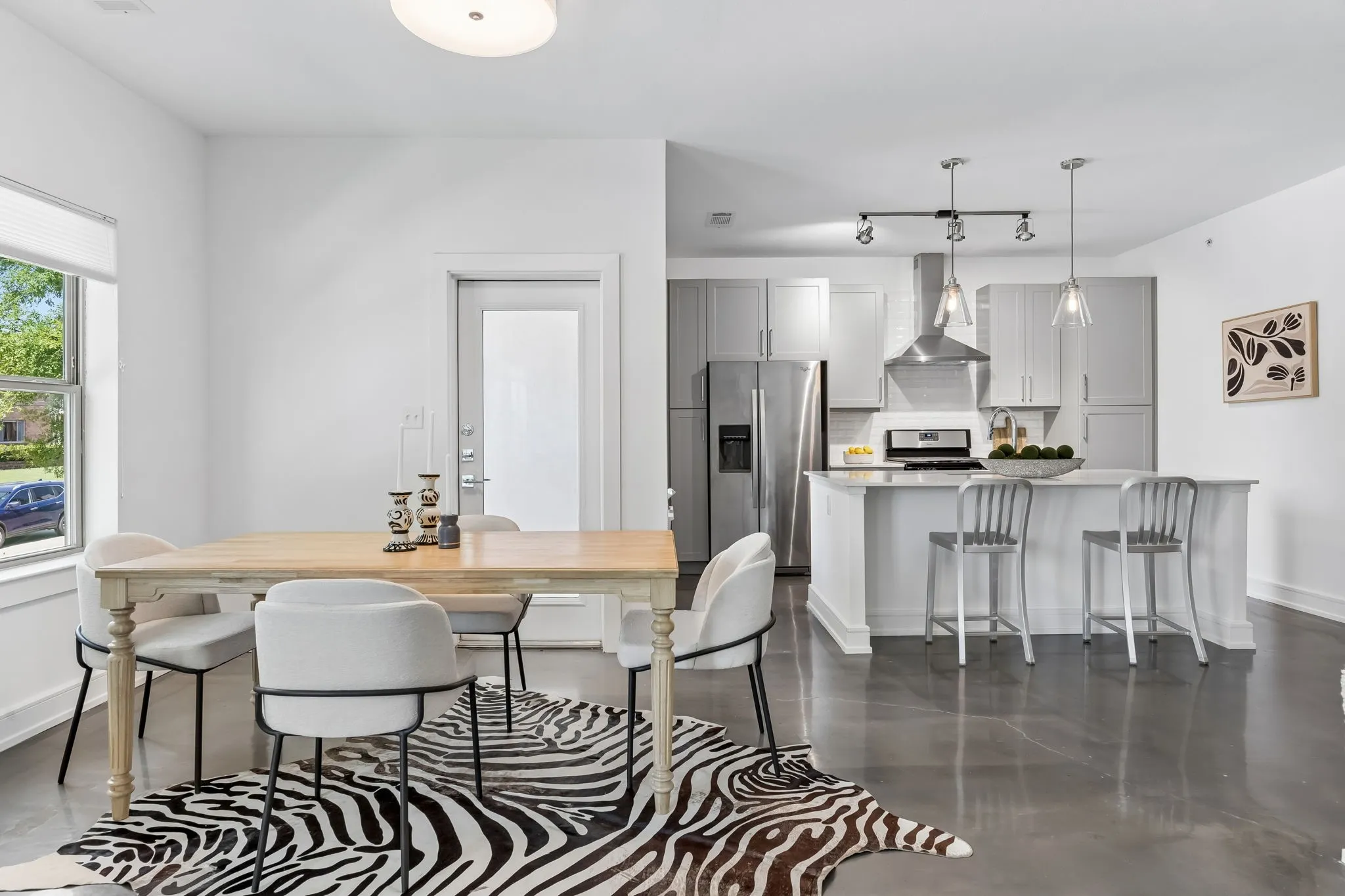 Condominium For Sale in Dallas County , 5710 Mccommas Boulevard 101, Dallas, Texas 75206, 2 Bedroom, 3 Bathroom, 2 Garage spaces, 1,624 Sqft, built in 2016, mls#21312626, Real Estate Agent in Dallas, Homes For Sale in Dallas county, Homes For Sale in Dallas, Realtor in Dallas Texas, Real Estate Brokerage Independent Realty Texas, Luminita Cordes Realtor