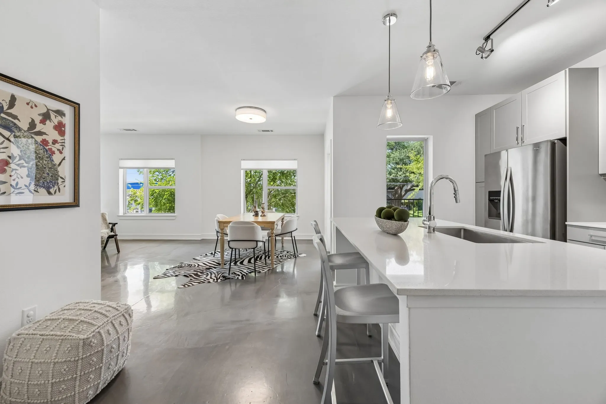 Condominium For Sale in Dallas County , 5710 Mccommas Boulevard 101, Dallas, Texas 75206, 2 Bedroom, 3 Bathroom, 2 Garage spaces, 1,624 Sqft, built in 2016, mls#21312626, Real Estate Agent in Dallas, Homes For Sale in Dallas county, Homes For Sale in Dallas, Realtor in Dallas Texas, Real Estate Brokerage Independent Realty Texas, Luminita Cordes Realtor