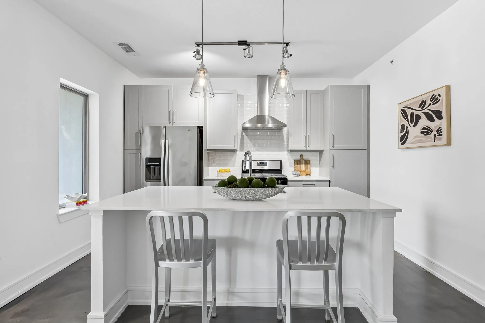 Condominium For Sale in Dallas County , 5710 Mccommas Boulevard 101, Dallas, Texas 75206, 2 Bedroom, 3 Bathroom, 2 Garage spaces, 1,624 Sqft, built in 2016, mls#21312626, Real Estate Agent in Dallas, Homes For Sale in Dallas county, Homes For Sale in Dallas, Realtor in Dallas Texas, Real Estate Brokerage Independent Realty Texas, Luminita Cordes Realtor