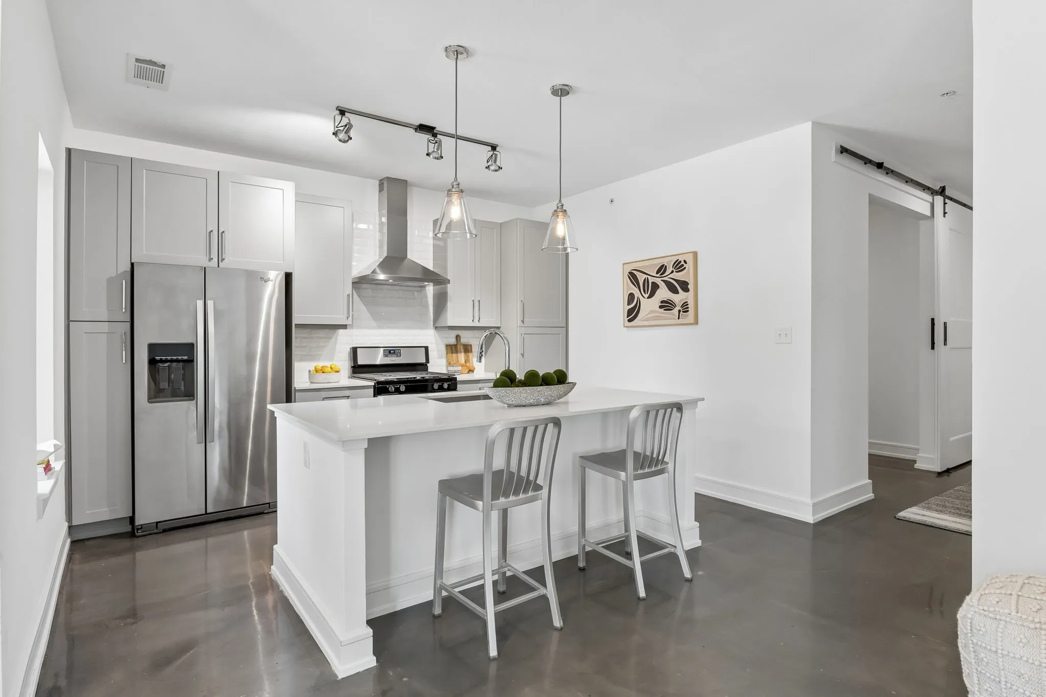 Condominium For Sale in Dallas County , 5710 Mccommas Boulevard 101, Dallas, Texas 75206, 2 Bedroom, 3 Bathroom, 2 Garage spaces, 1,624 Sqft, built in 2016, mls#21312626, Real Estate Agent in Dallas, Homes For Sale in Dallas county, Homes For Sale in Dallas, Realtor in Dallas Texas, Real Estate Brokerage Independent Realty Texas, Luminita Cordes Realtor