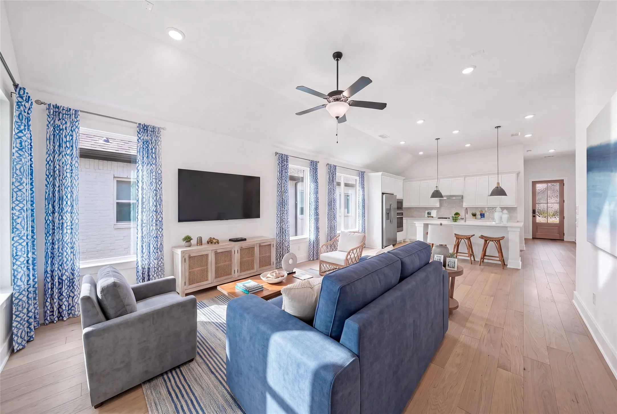 Single Family Residence For Sale in Collin County , 1509 Kinglet Place, Celina, Texas 75009, 3 Bedroom, 2 Bathroom, 2 Garage spaces, 1,567 Sqft, built in 2026, mls#21314024, Real Estate Agent in Celina, Homes For Sale in Collin county, Homes For Sale in Celina, Realtor in Celina Texas, Real Estate Brokerage Independent Realty Texas, Luminita Cordes Realtor