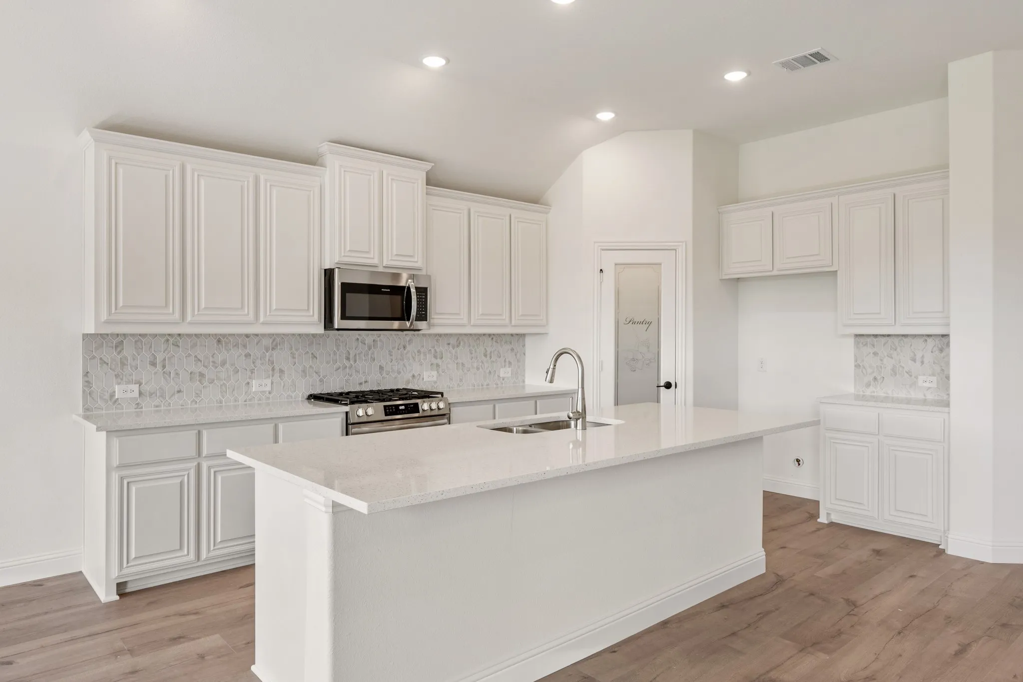 Single Family Residence For Sale in Hunt County , 200 Sweetwater Drive, Commerce, Texas 75428, 4 Bedroom, 3 Bathroom, 2 Garage spaces, 2,102 Sqft, built in 2025, mls#21314027, Real Estate Agent in Commerce, Homes For Sale in Hunt county, Homes For Sale in Commerce, Realtor in Commerce Texas, Real Estate Brokerage Independent Realty Texas, Luminita Cordes Realtor
