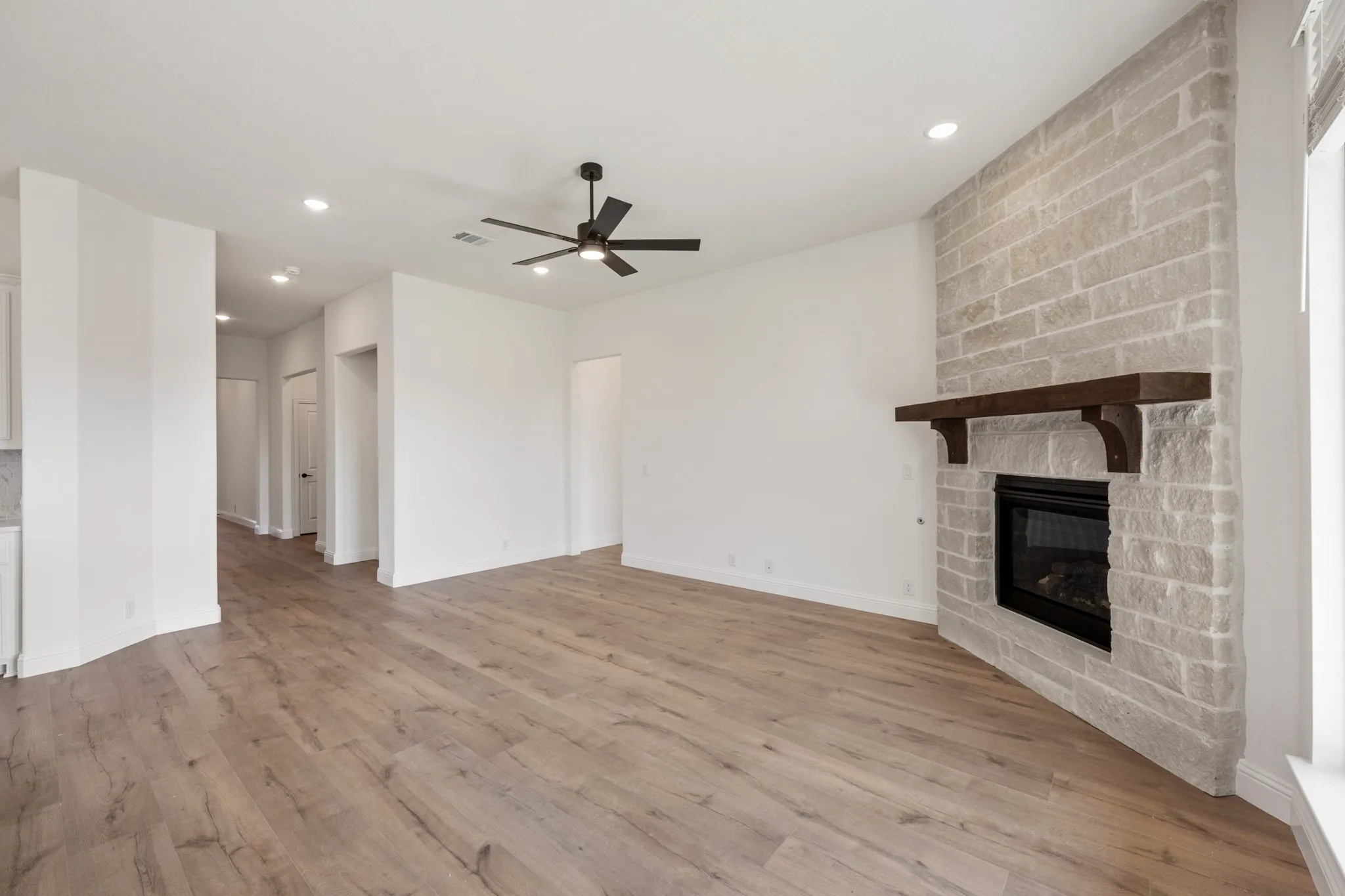 Single Family Residence For Sale in Hunt County , 200 Sweetwater Drive, Commerce, Texas 75428, 4 Bedroom, 3 Bathroom, 2 Garage spaces, 2,102 Sqft, built in 2025, mls#21314027, Real Estate Agent in Commerce, Homes For Sale in Hunt county, Homes For Sale in Commerce, Realtor in Commerce Texas, Real Estate Brokerage Independent Realty Texas, Luminita Cordes Realtor