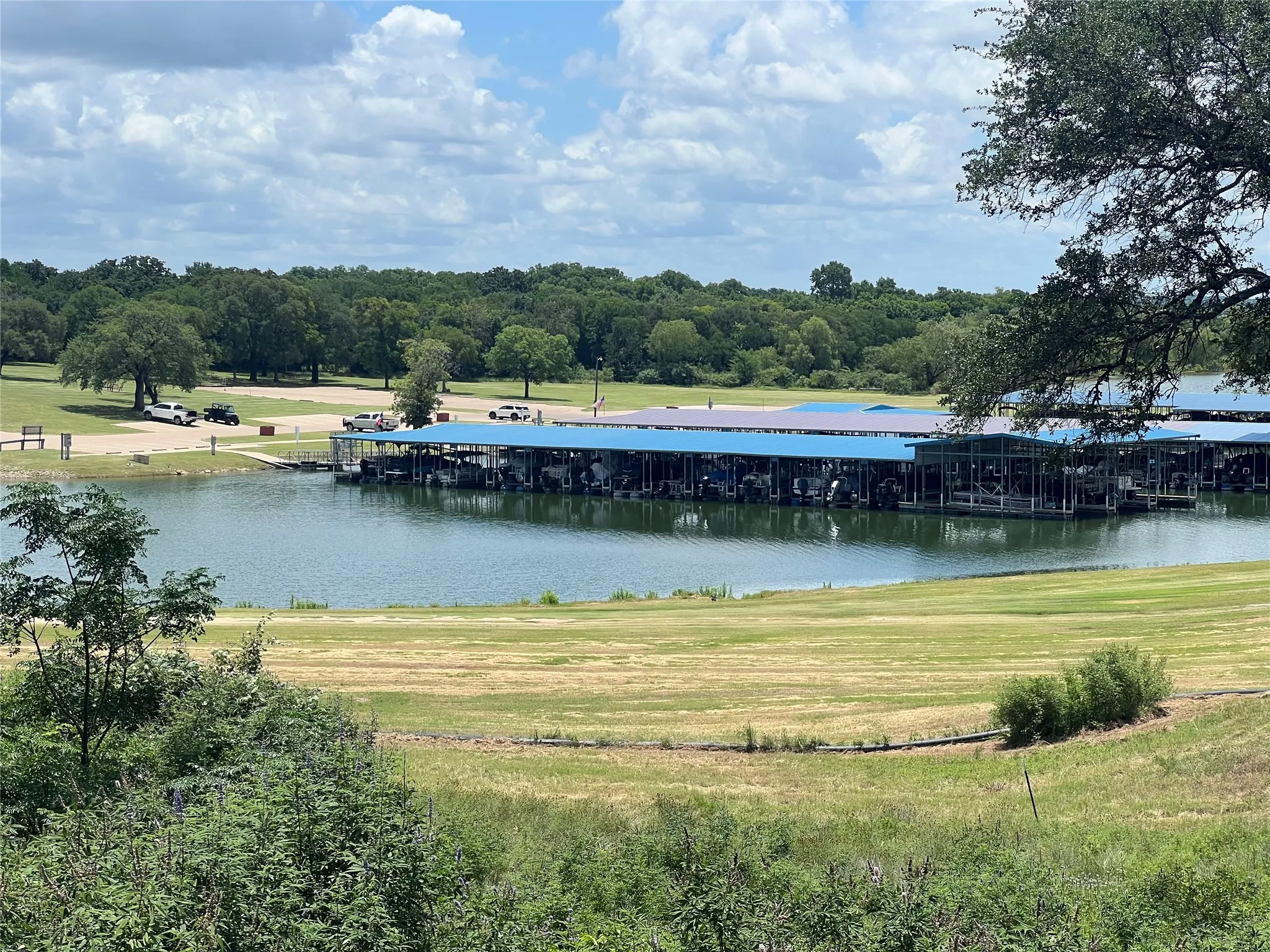 Unimproved Land For Sale in Hill County , 42147 Glen Eagles Drive, Whitney, Texas 76692, 0, 0, Garage spaces, 0 Sqft, built in 0, Price $25,000, mls#21307760, Real Estate Agent in Whitney, Homes For Sale in Hill county, Homes For Sale in Whitney, Realtor in Whitney Texas, Real Estate Brokerage Independent Realty Texas, Luminita Cordes Realtor