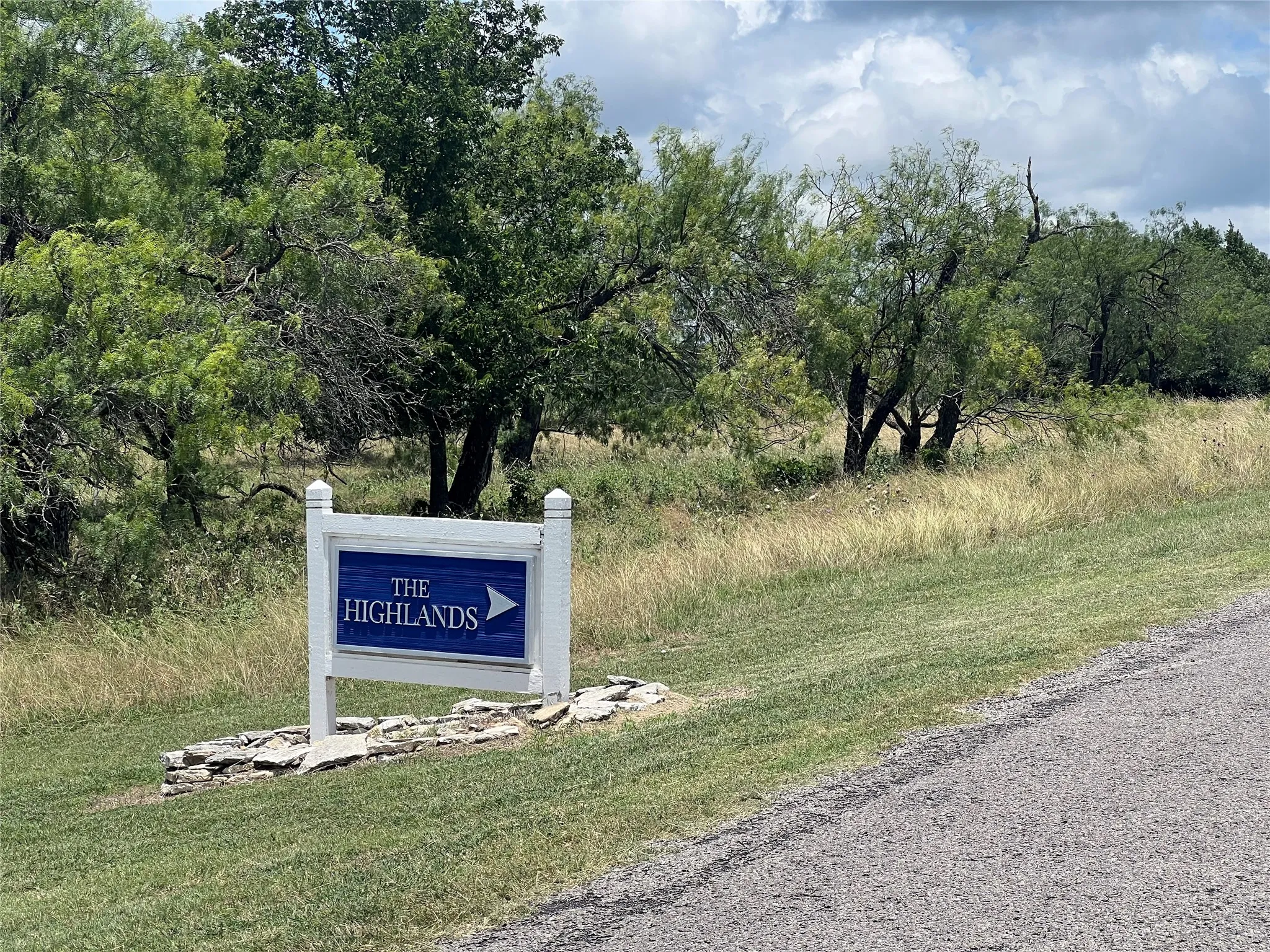 Unimproved Land For Sale in Hill County , 42147 Glen Eagles Drive, Whitney, Texas 76692, 0, 0, Garage spaces, 0 Sqft, built in 0, Price $25,000, mls#21307760, Real Estate Agent in Whitney, Homes For Sale in Hill county, Homes For Sale in Whitney, Realtor in Whitney Texas, Real Estate Brokerage Independent Realty Texas, Luminita Cordes Realtor