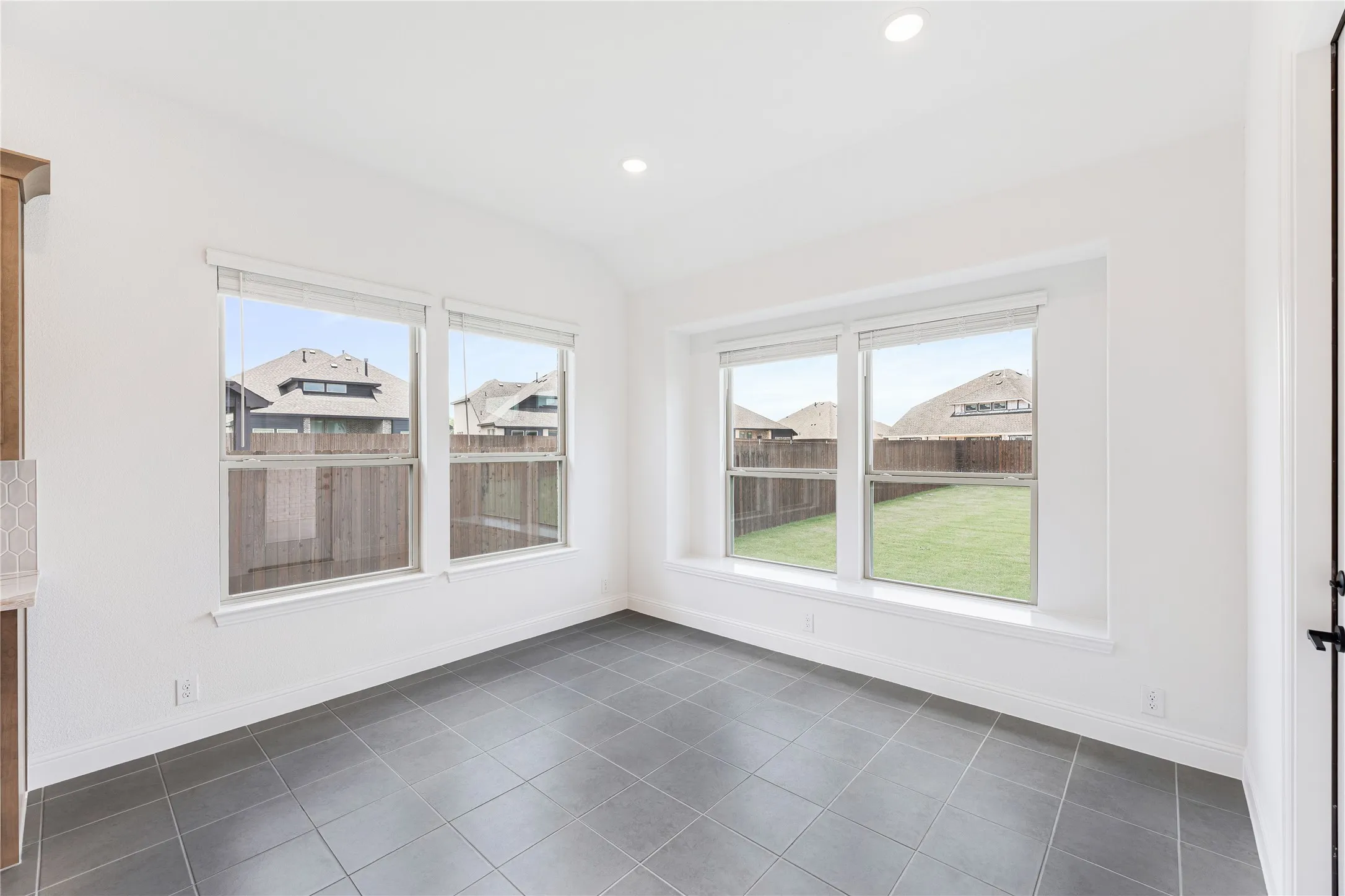Single Family Residence For Sale in Ellis County , 1251 Wrenwood Lane, Red Oak, Texas 75154, 4 Bedroom, 4 Bathroom, 2 Garage spaces, 3,487 Sqft, built in 2026, mls#21314066, Real Estate Agent in Red Oak, Homes For Sale in Ellis county, Homes For Sale in Red Oak, Realtor in Red Oak Texas, Real Estate Brokerage Independent Realty Texas, Luminita Cordes Realtor