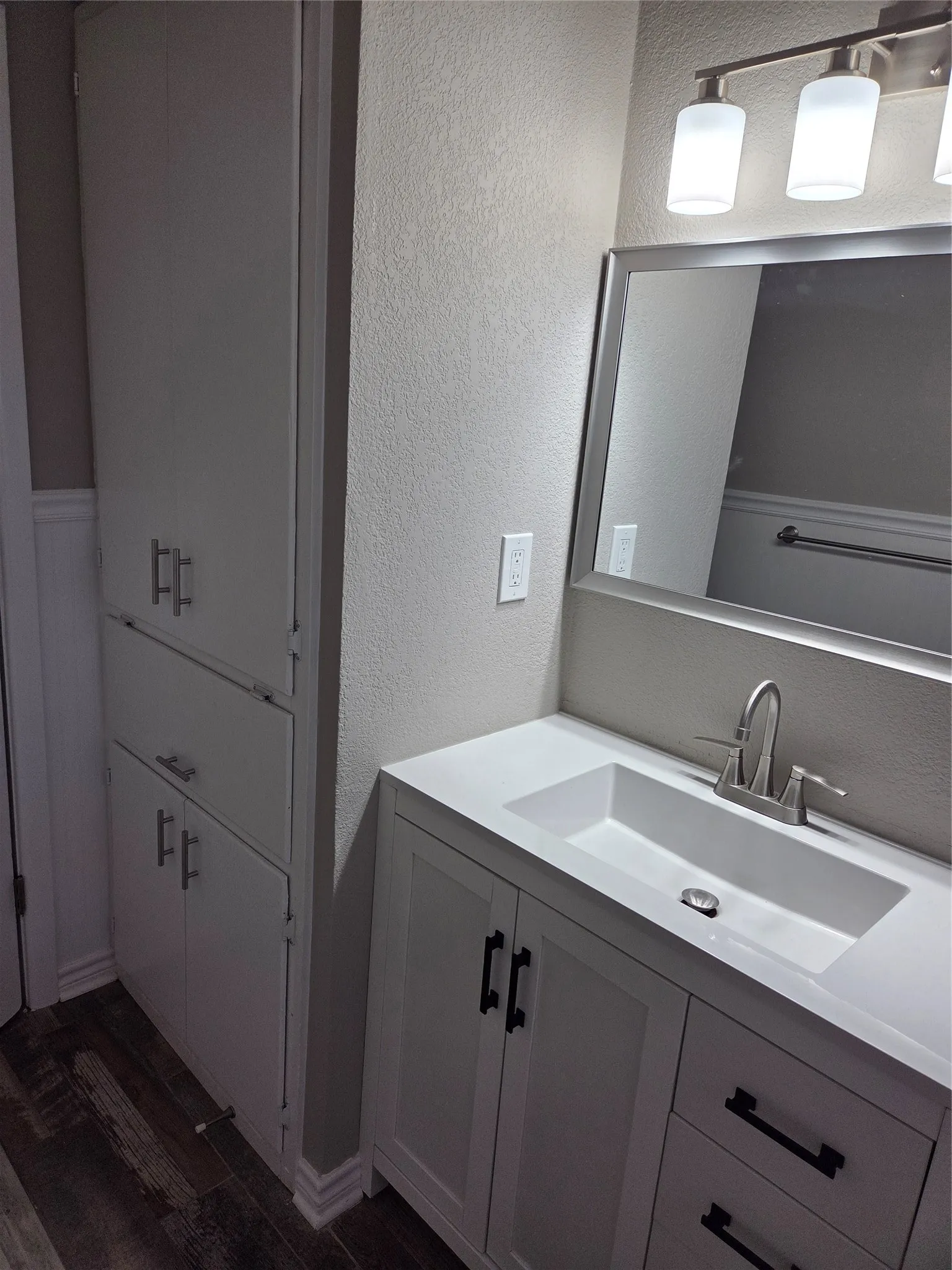 Single Family Residence For Sale in Mc Lennan County , 4325 Kendall Lane, Waco, Texas 76705, 3 Bedroom, 2 Bathroom, 2 Garage spaces, 1,756 Sqft, built in 1955, mls#21314037, Real Estate Agent in Waco, Homes For Sale in Mc Lennan county, Homes For Sale in Waco, Realtor in Waco Texas, Real Estate Brokerage Independent Realty Texas, Luminita Cordes Realtor