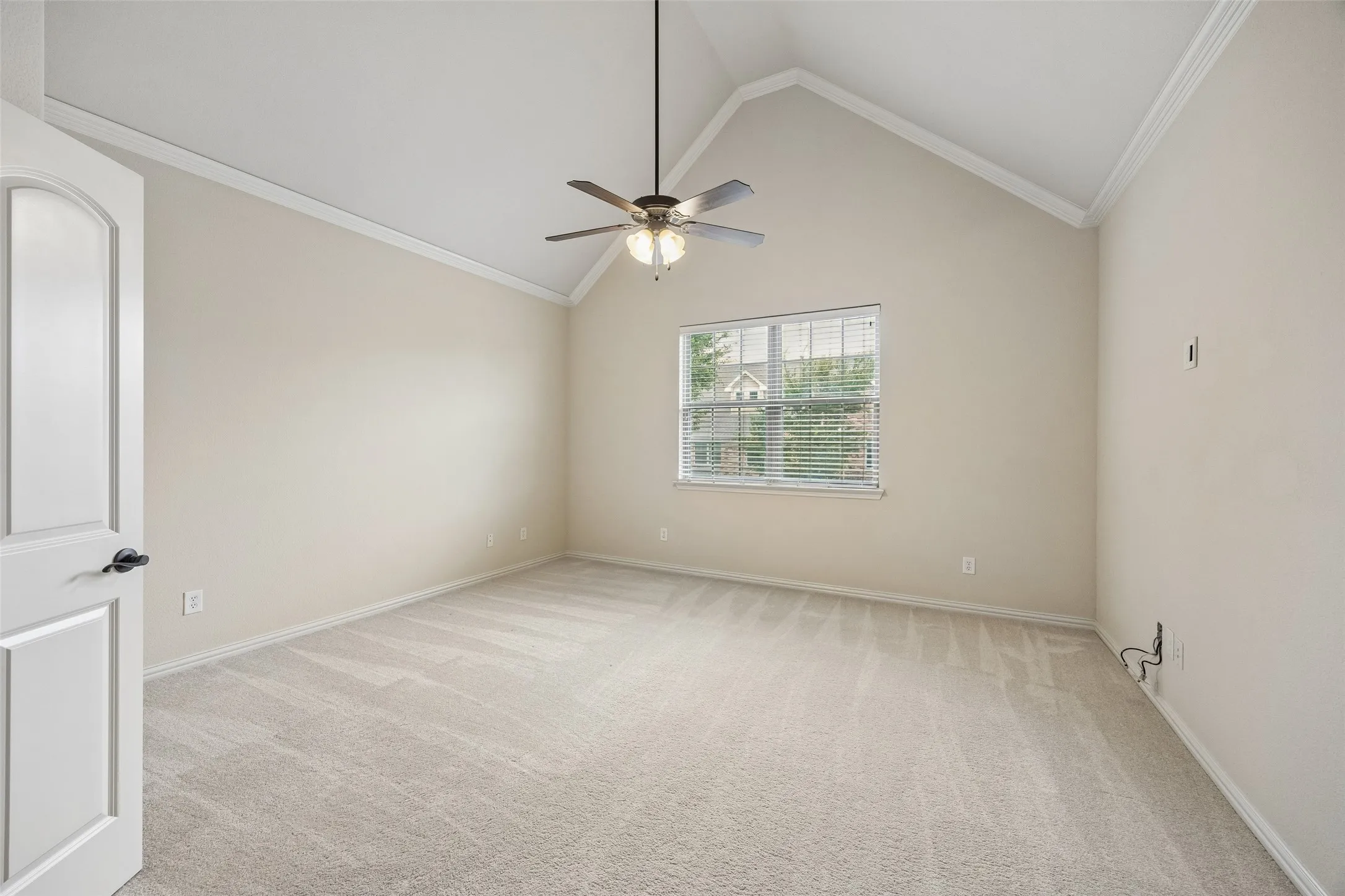 Townhouse For Sale in Dallas County , 631 Matthew Place, Richardson, Texas 75081, 3 Bedroom, 3 Bathroom, 2 Garage spaces, 1,956 Sqft, built in 2013, mls#21311954, Real Estate Agent in Richardson, Homes For Sale in Dallas county, Homes For Sale in Richardson, Realtor in Richardson Texas, Real Estate Brokerage Independent Realty Texas, Luminita Cordes Realtor