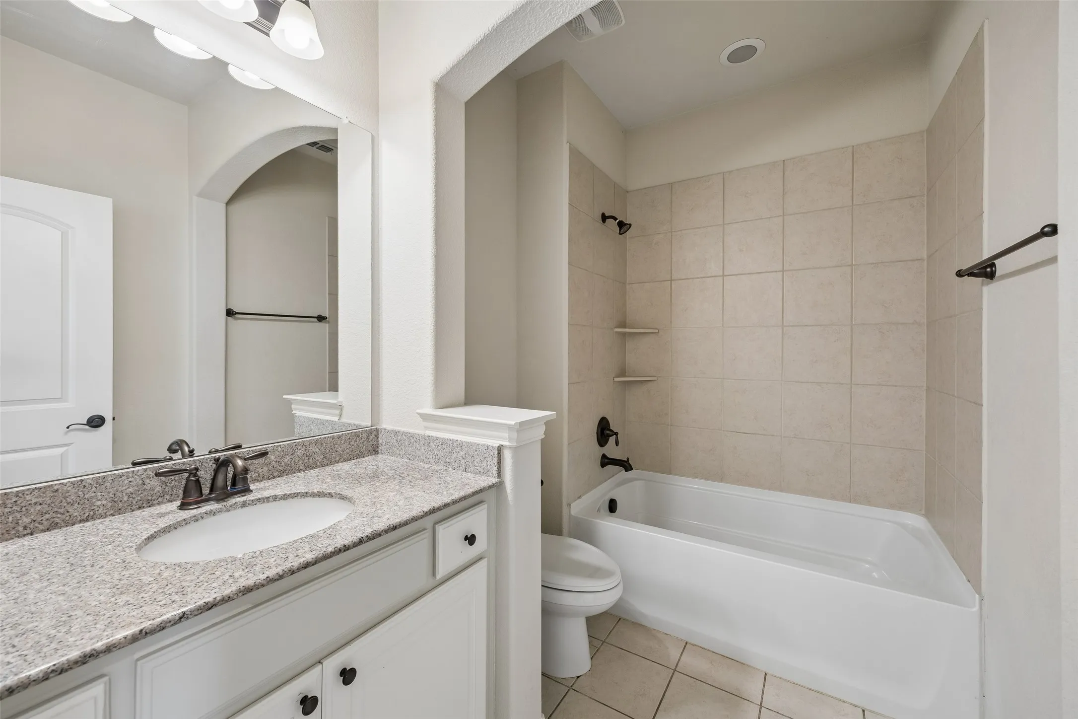 Townhouse For Sale in Dallas County , 631 Matthew Place, Richardson, Texas 75081, 3 Bedroom, 3 Bathroom, 2 Garage spaces, 1,956 Sqft, built in 2013, mls#21311954, Real Estate Agent in Richardson, Homes For Sale in Dallas county, Homes For Sale in Richardson, Realtor in Richardson Texas, Real Estate Brokerage Independent Realty Texas, Luminita Cordes Realtor