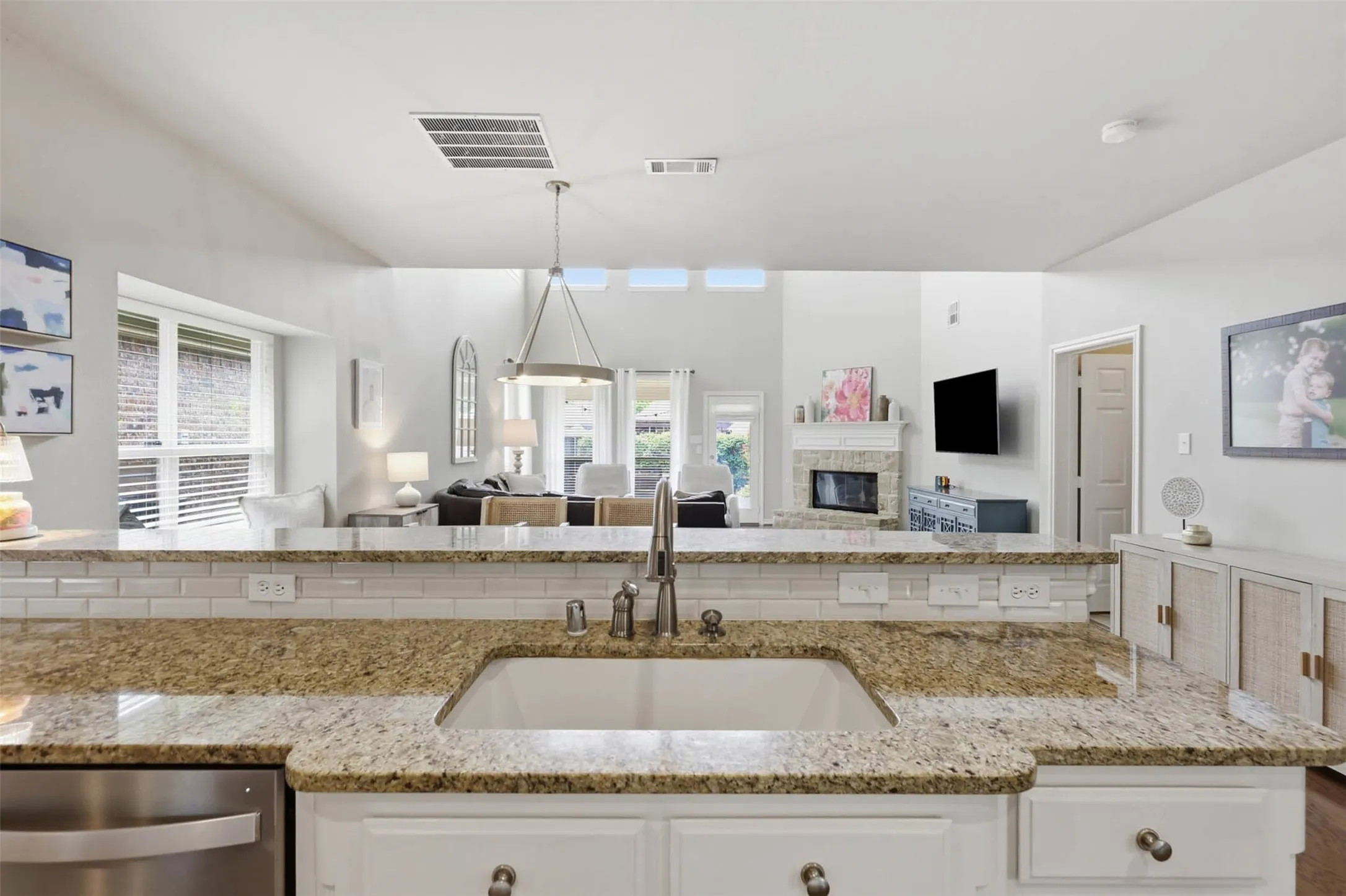 Single Family Residence For Sale in Denton County , 3537 Washington Drive, Frisco, Texas 75034, 4 Bedroom, 3 Bathroom, 2 Garage spaces, 2,912 Sqft, built in 2003, mls#21311569, Real Estate Agent in Frisco, Homes For Sale in Denton county, Homes For Sale in Frisco, Realtor in Frisco Texas, Real Estate Brokerage Independent Realty Texas, Luminita Cordes Realtor
