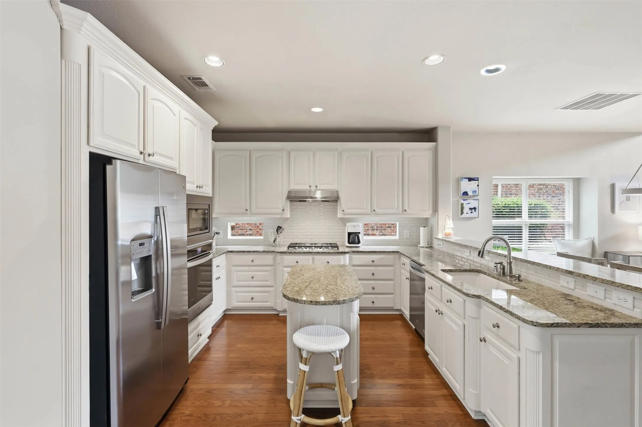 Single Family Residence For Sale in Denton County , 3537 Washington Drive, Frisco, Texas 75034, 4 Bedroom, 3 Bathroom, 2 Garage spaces, 2,912 Sqft, built in 2003, mls#21311569, Real Estate Agent in Frisco, Homes For Sale in Denton county, Homes For Sale in Frisco, Realtor in Frisco Texas, Real Estate Brokerage Independent Realty Texas, Luminita Cordes Realtor