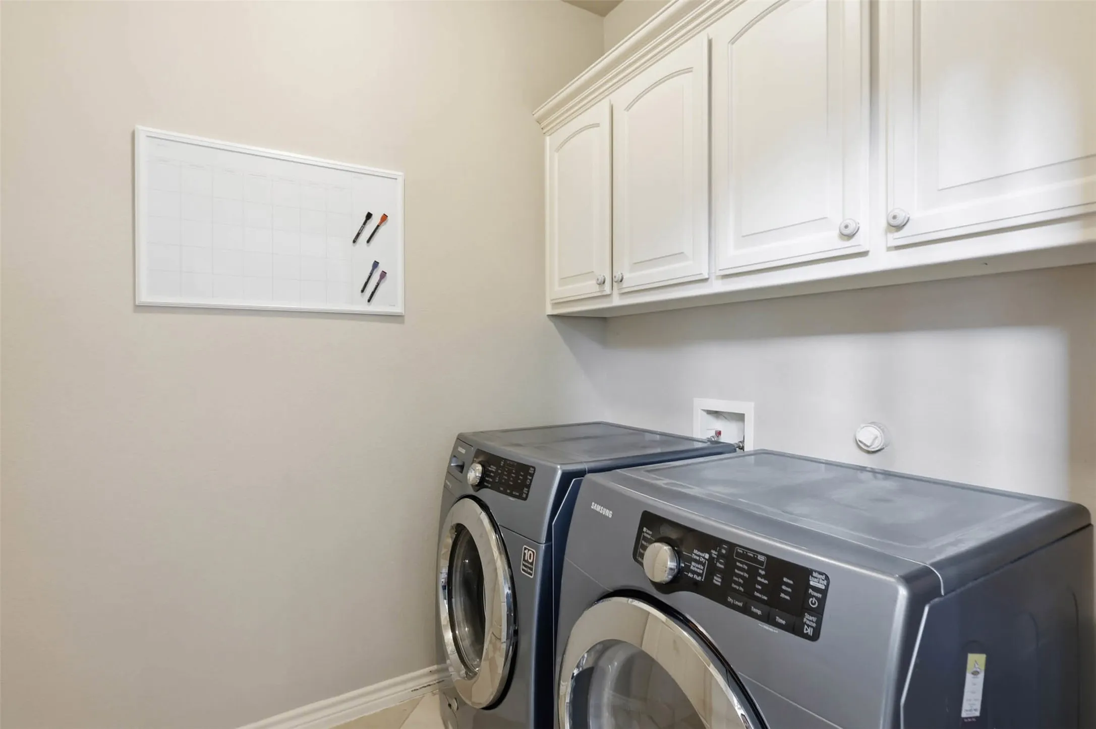 Single Family Residence For Sale in Denton County , 3537 Washington Drive, Frisco, Texas 75034, 4 Bedroom, 3 Bathroom, 2 Garage spaces, 2,912 Sqft, built in 2003, mls#21311569, Real Estate Agent in Frisco, Homes For Sale in Denton county, Homes For Sale in Frisco, Realtor in Frisco Texas, Real Estate Brokerage Independent Realty Texas, Luminita Cordes Realtor