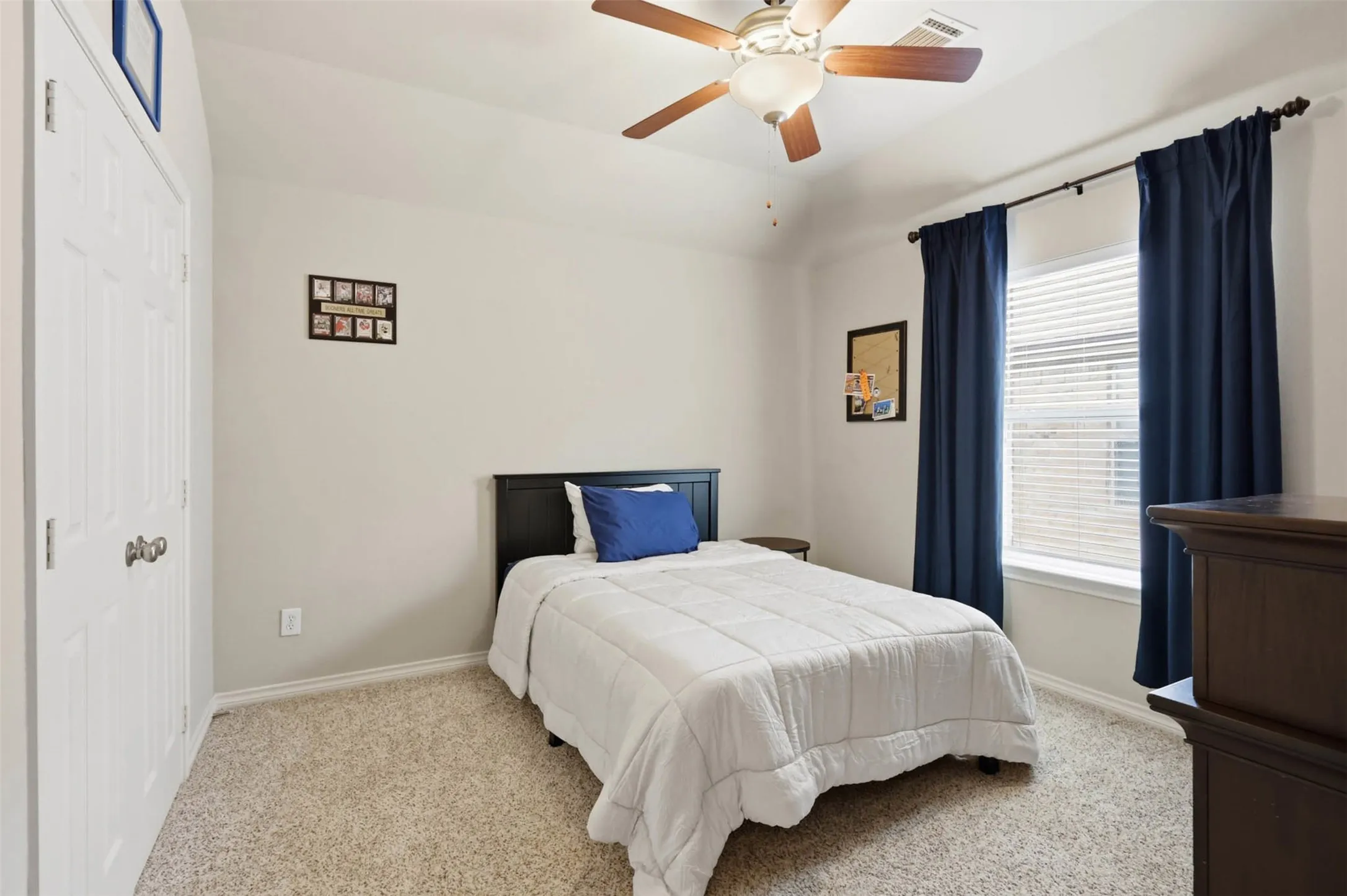 Single Family Residence For Sale in Denton County , 3537 Washington Drive, Frisco, Texas 75034, 4 Bedroom, 3 Bathroom, 2 Garage spaces, 2,912 Sqft, built in 2003, mls#21311569, Real Estate Agent in Frisco, Homes For Sale in Denton county, Homes For Sale in Frisco, Realtor in Frisco Texas, Real Estate Brokerage Independent Realty Texas, Luminita Cordes Realtor