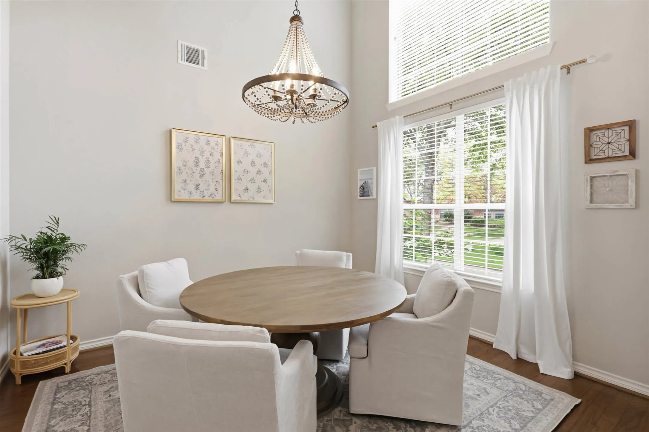 Single Family Residence For Sale in Denton County , 3537 Washington Drive, Frisco, Texas 75034, 4 Bedroom, 3 Bathroom, 2 Garage spaces, 2,912 Sqft, built in 2003, mls#21311569, Real Estate Agent in Frisco, Homes For Sale in Denton county, Homes For Sale in Frisco, Realtor in Frisco Texas, Real Estate Brokerage Independent Realty Texas, Luminita Cordes Realtor