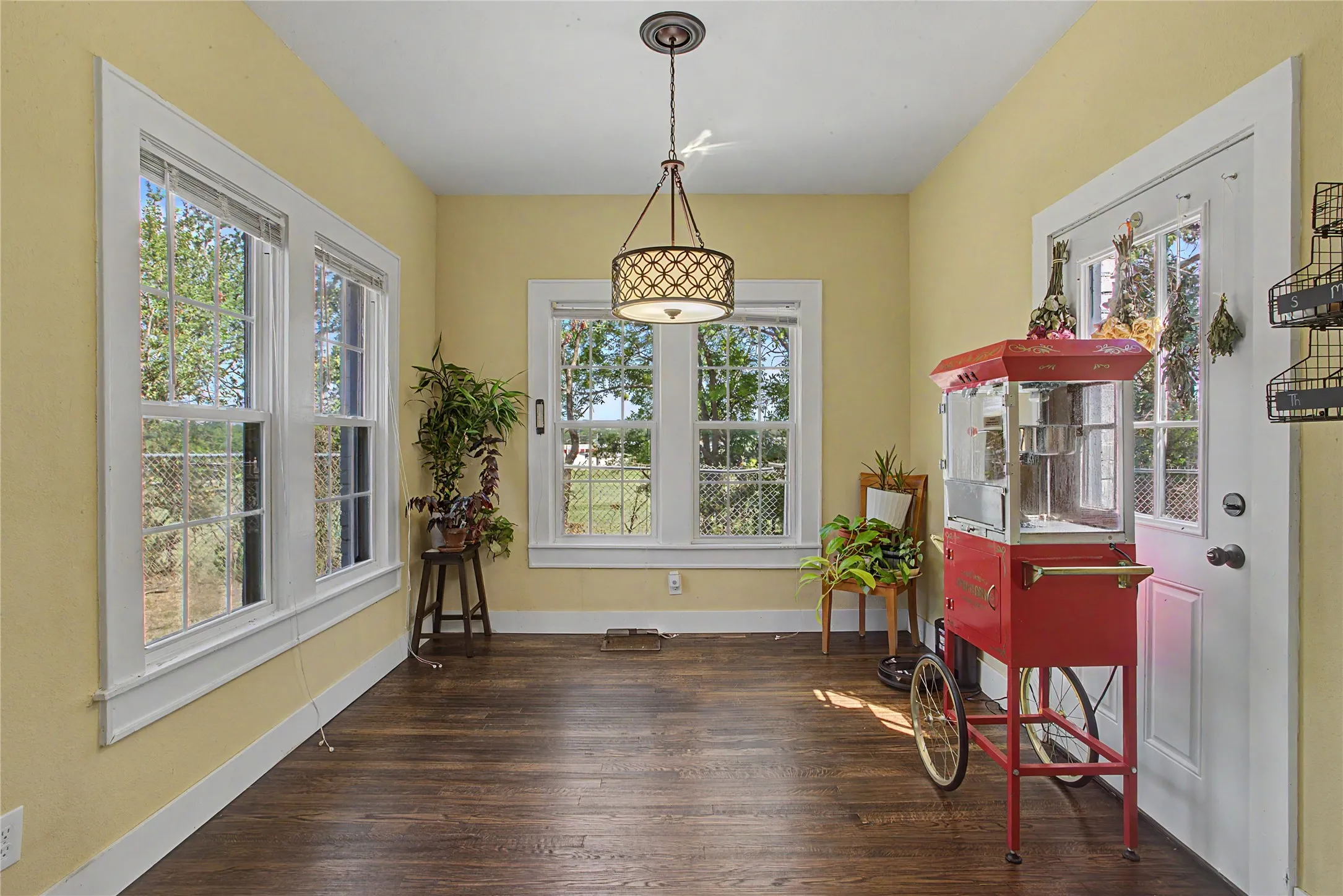 Informal dining room