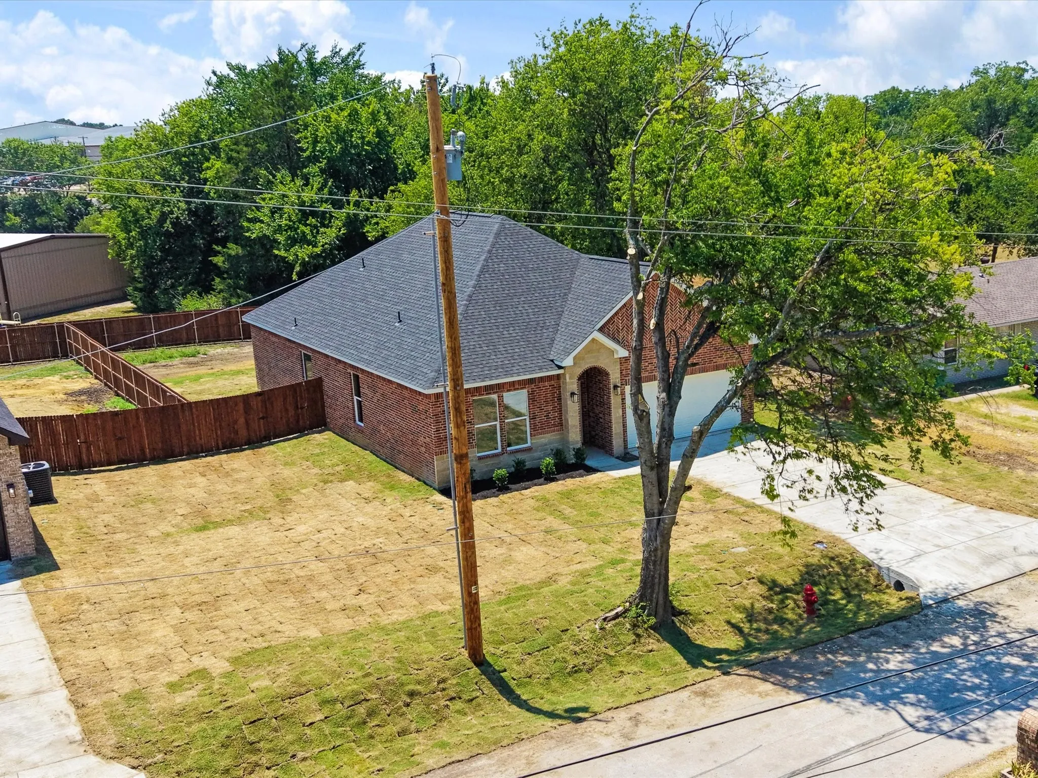Single Family Residence For Sale in Kaufman County , 114 Miller Road, Kemp, Texas 75143, 4 Bedroom, 3 Bathroom, 2 Garage spaces, 1,942 Sqft, built in 2026, mls#21312639, Real Estate Agent in Kemp, Homes For Sale in Kaufman county, Homes For Sale in Kemp, Realtor in Kemp Texas, Real Estate Brokerage Independent Realty Texas, Luminita Cordes Realtor