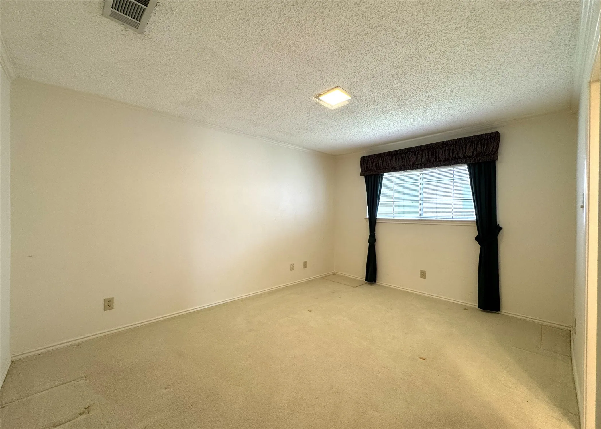 Single Family Residence For Sale in Collin County , 4220 Brooktree Lane, Dallas, Texas 75287, 4 Bedroom, 3 Bathroom, 2 Garage spaces, 2,893 Sqft, built in 1979, mls#21275427, Real Estate Agent in Dallas, Homes For Sale in Collin county, Homes For Sale in Dallas, Realtor in Dallas Texas, Real Estate Brokerage Independent Realty Texas, Luminita Cordes Realtor