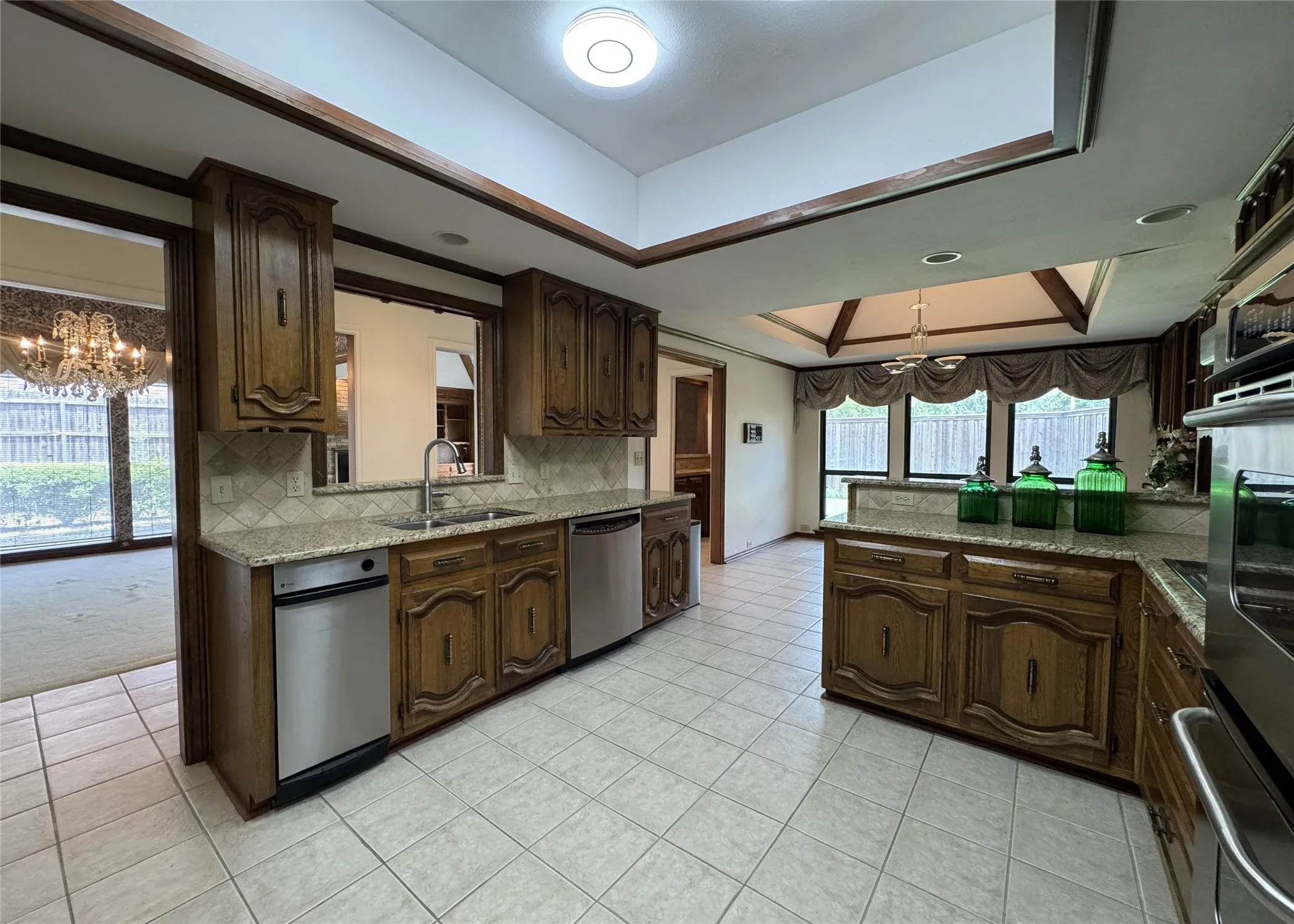 Single Family Residence For Sale in Collin County , 4220 Brooktree Lane, Dallas, Texas 75287, 4 Bedroom, 3 Bathroom, 2 Garage spaces, 2,893 Sqft, built in 1979, mls#21275427, Real Estate Agent in Dallas, Homes For Sale in Collin county, Homes For Sale in Dallas, Realtor in Dallas Texas, Real Estate Brokerage Independent Realty Texas, Luminita Cordes Realtor