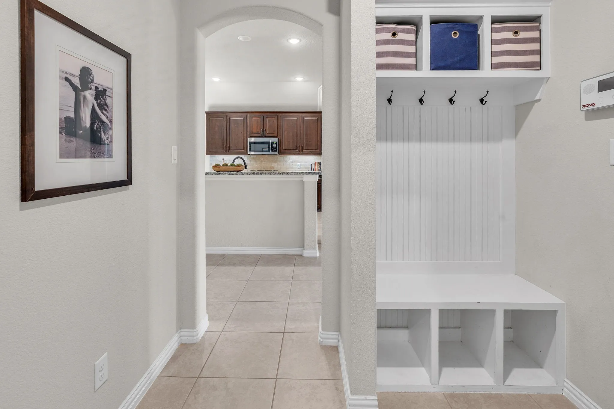 Single Family Residence For Sale in Tarrant County , 7220 Tesoro Trail, Fort Worth, Texas 76131, 3 Bedroom, 2 Bathroom, 2 Garage spaces, 2,195 Sqft, built in 2019, mls#21309019, Real Estate Agent in Fort Worth, Homes For Sale in Tarrant county, Homes For Sale in Fort Worth, Realtor in Fort Worth Texas, Real Estate Brokerage Independent Realty Texas, Luminita Cordes Realtor