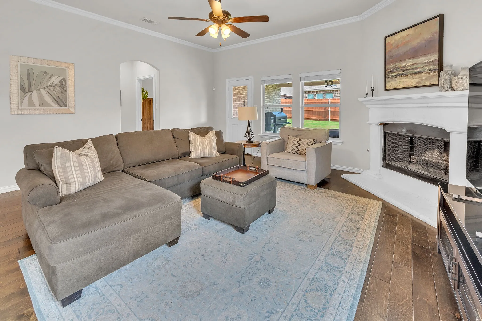 Single Family Residence For Sale in Tarrant County , 7220 Tesoro Trail, Fort Worth, Texas 76131, 3 Bedroom, 2 Bathroom, 2 Garage spaces, 2,195 Sqft, built in 2019, mls#21309019, Real Estate Agent in Fort Worth, Homes For Sale in Tarrant county, Homes For Sale in Fort Worth, Realtor in Fort Worth Texas, Real Estate Brokerage Independent Realty Texas, Luminita Cordes Realtor